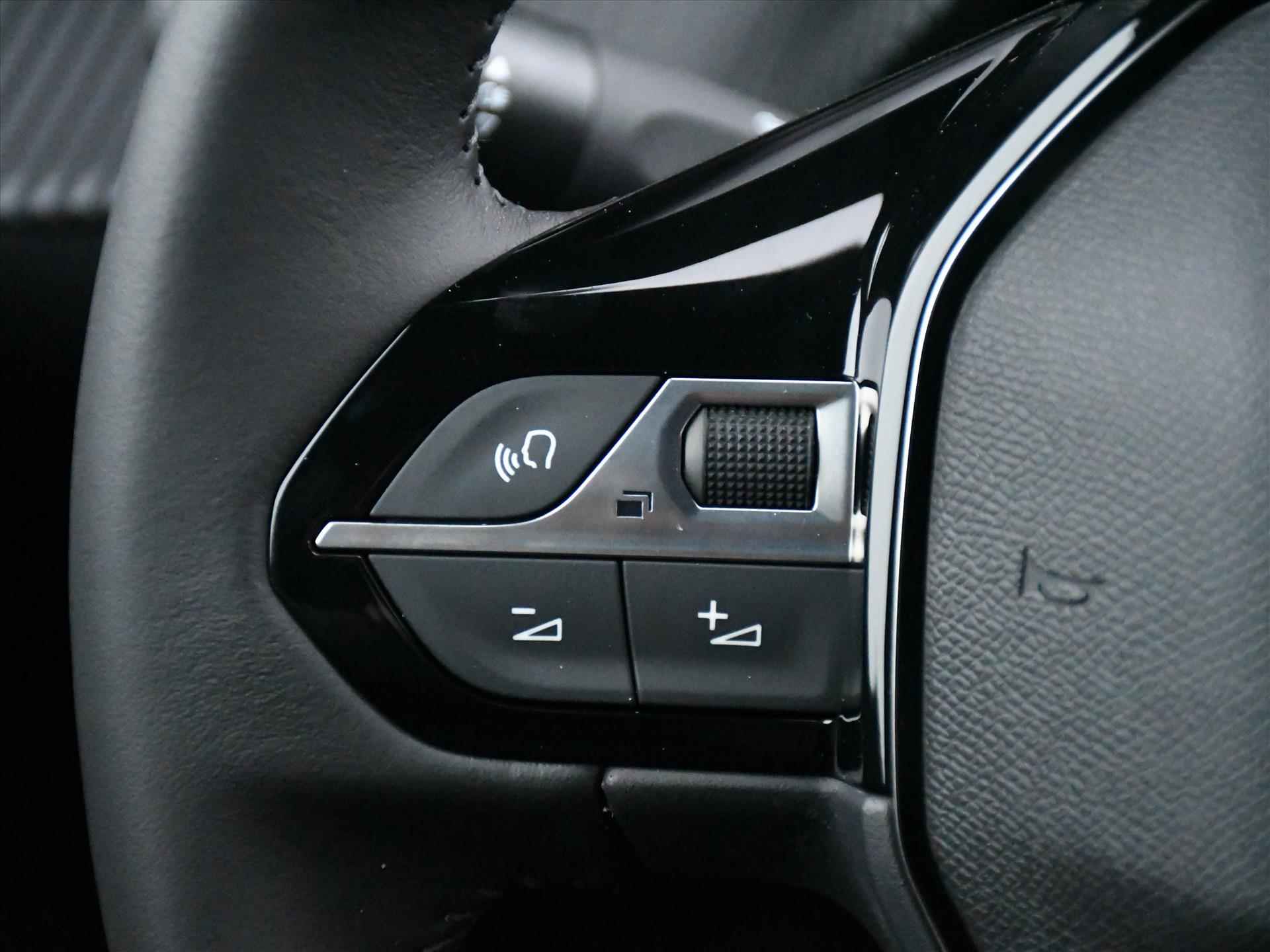 Peugeot e-2008 Allure EV 54kWh 156pk ADAPT. CRUISE | CAM. VOOR + ACHTER | NAVI | STOELVERW. | DODE HOEK | KEYLESS - 26/32