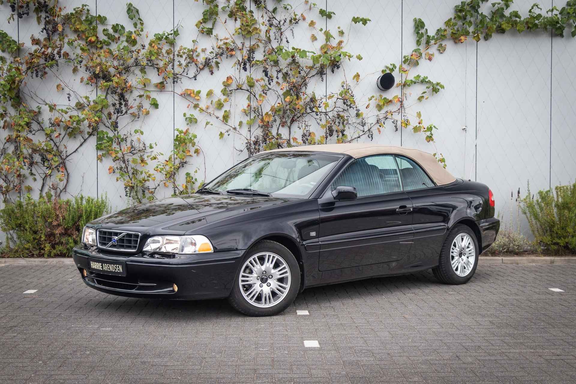 Volvo C70 Convertible 2.0T Aut.5 Luxury Line | Lederen bekleding | Dolby audio |Cruise Control | Climate Control | Stoelverwarming | Unieke KM-stand - 21/23