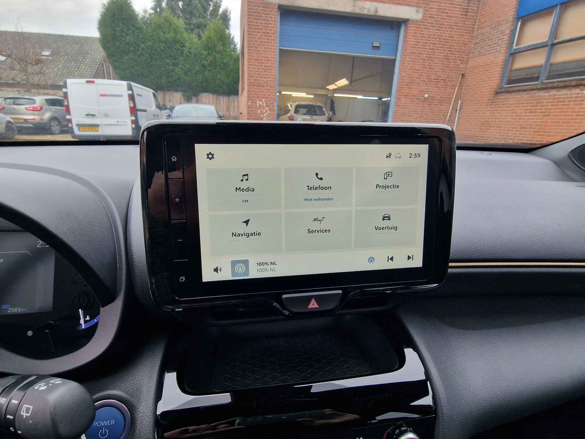 Toyota Yaris Cross 1.5 Hybrid NAVI-CARPLAY-CAMERA-PDC-DRAADLOZE TELEFOONLADER - 10/31