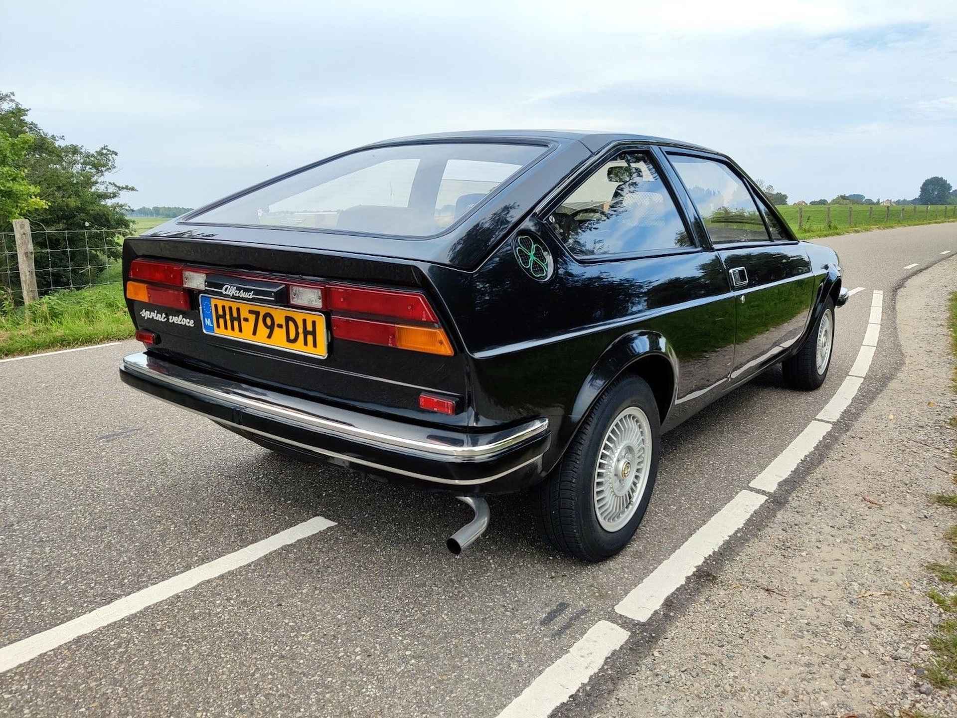 Alfa Romeo Alfasud 1.5 Sprint Veloce | Fully Restored - 2/46