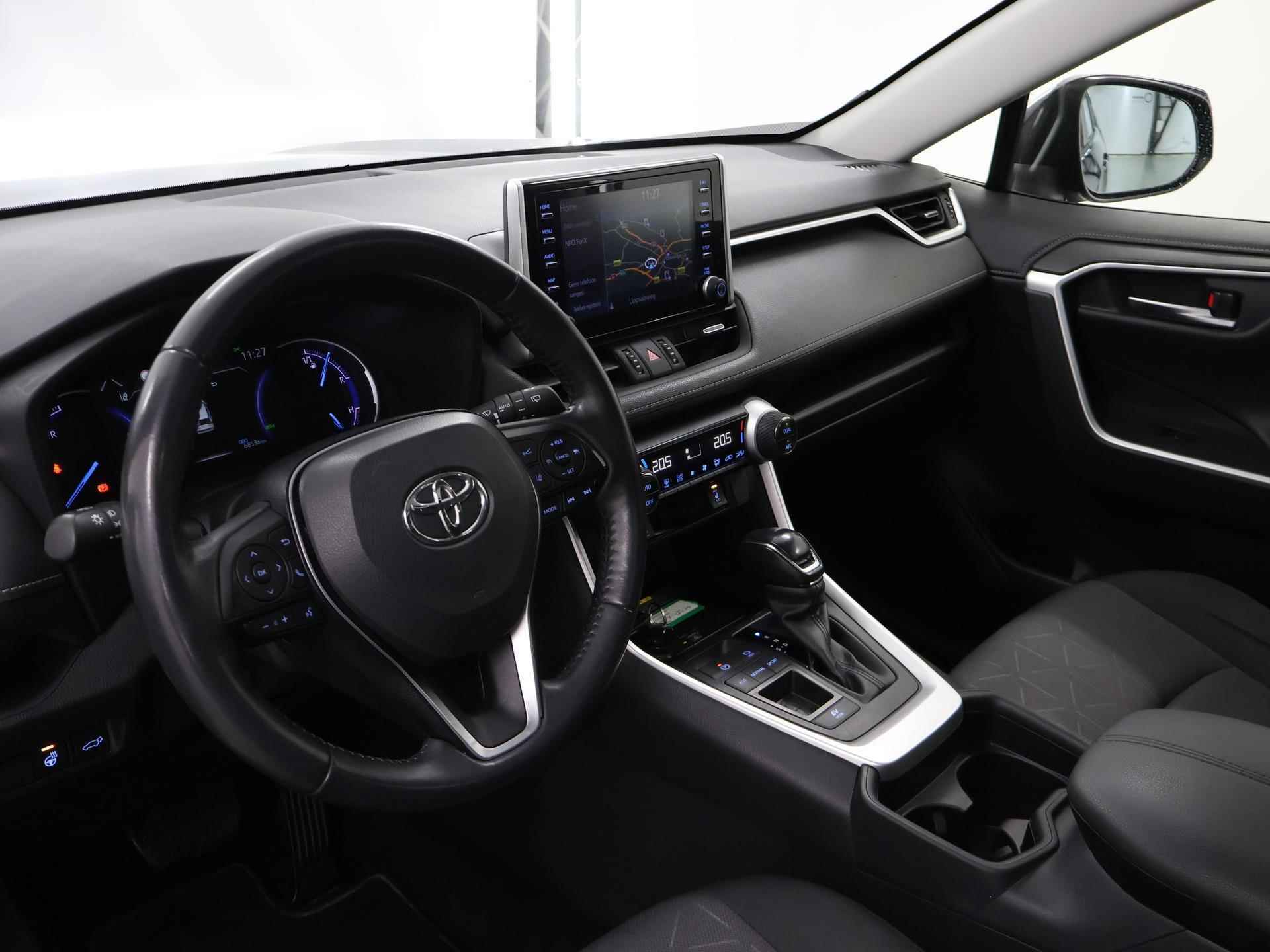 Toyota RAV4 2.5 Hybrid Dynamic | Panoramadak | Navigatie | Climate Control | Stoelverwarming | Cruise Controle | Parkeercamera | - 8/43