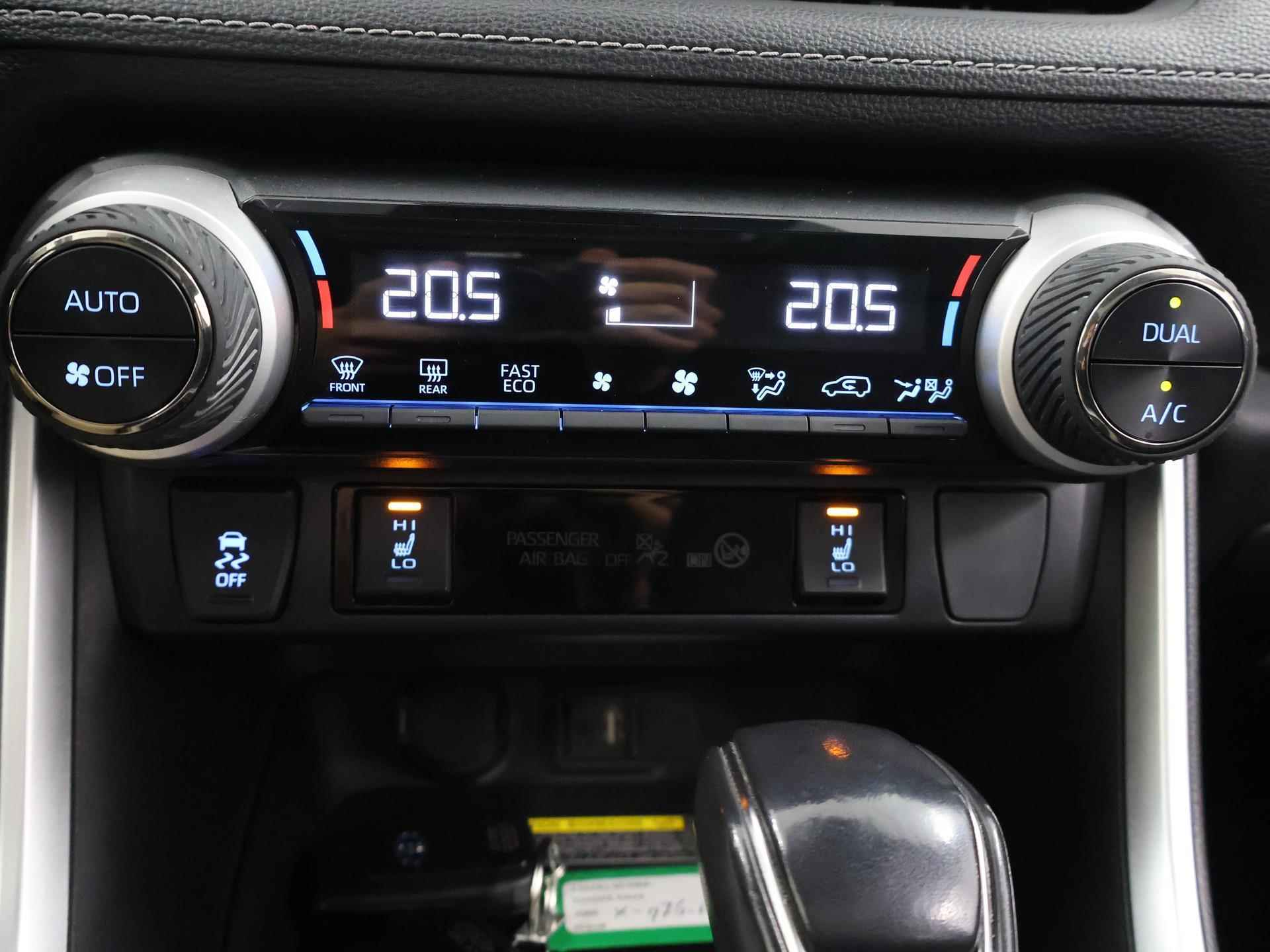 Toyota RAV4 2.5 Hybrid Dynamic | Panoramadak | Navigatie | Climate Control | Stoelverwarming | Cruise Controle | Parkeercamera | - 21/43