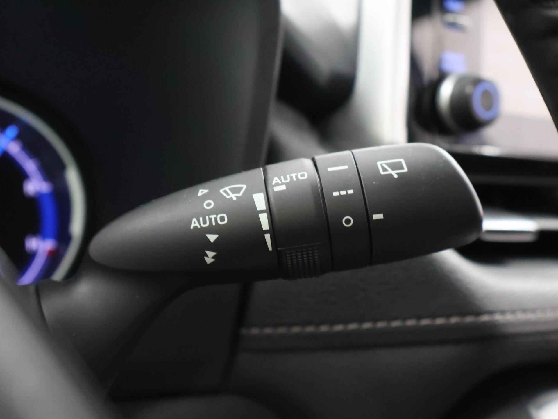 Toyota RAV4 2.5 Hybrid Dynamic | Panoramadak | Navigatie | Climate Control | Stoelverwarming | Cruise Controle | Parkeercamera | - 29/43
