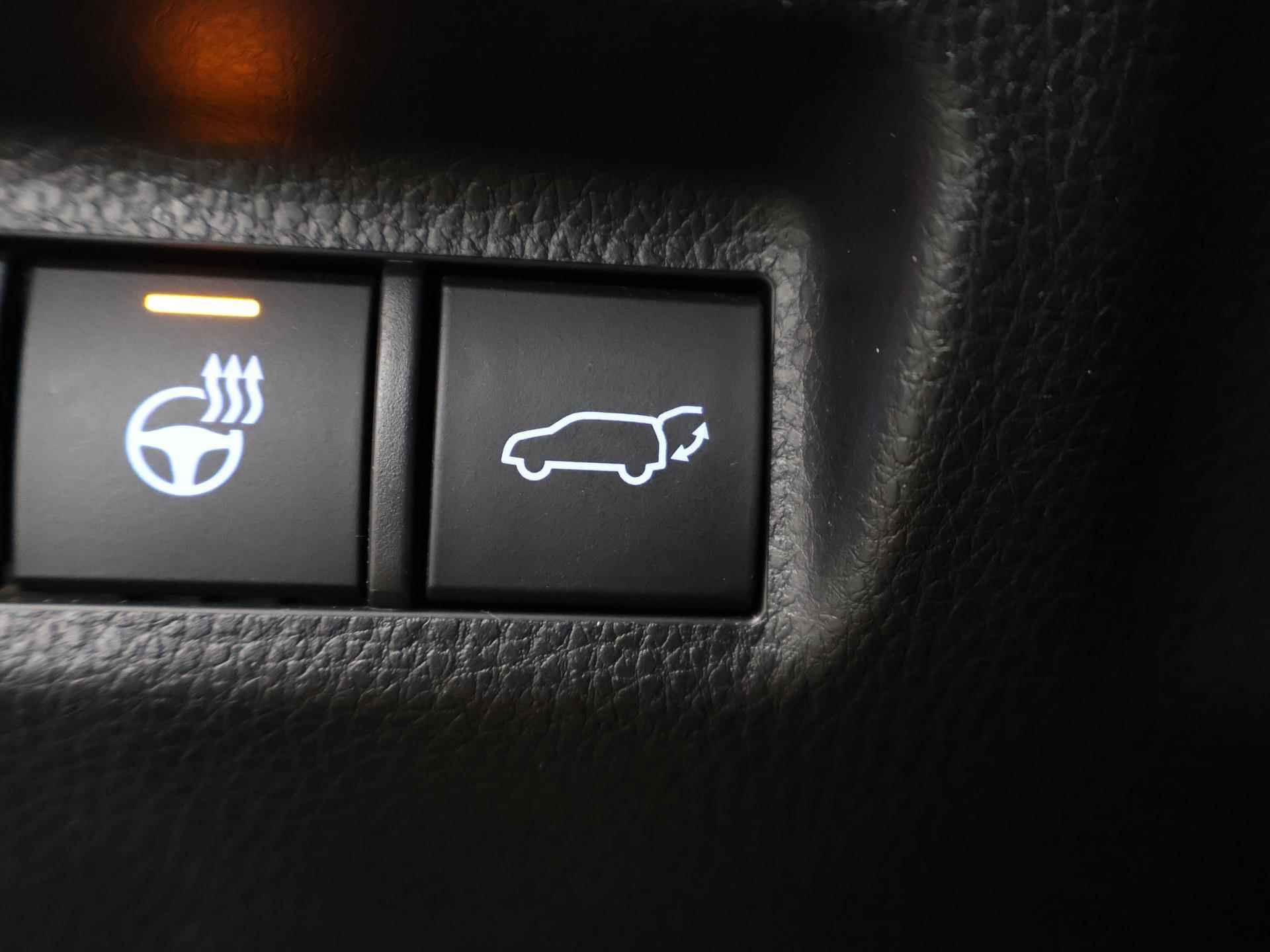 Toyota RAV4 2.5 Hybrid Dynamic | Panoramadak | Navigatie | Climate Control | Stoelverwarming | Cruise Controle | Parkeercamera | - 36/43