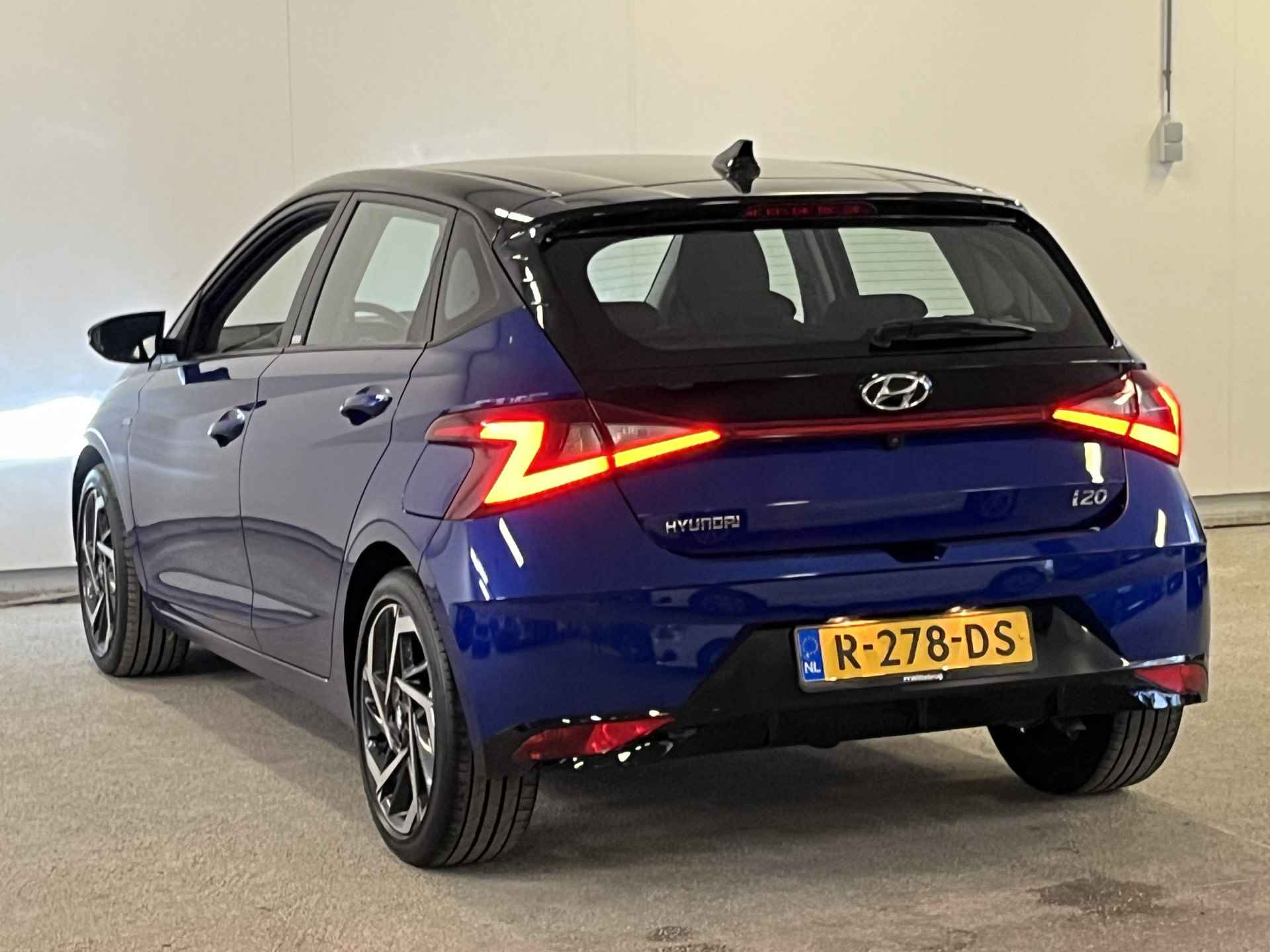 Hyundai i20 1.0 T-GDI Premium | Parkeercamera | Navigatie | Stuur- en Stoelverwarming - 37/38