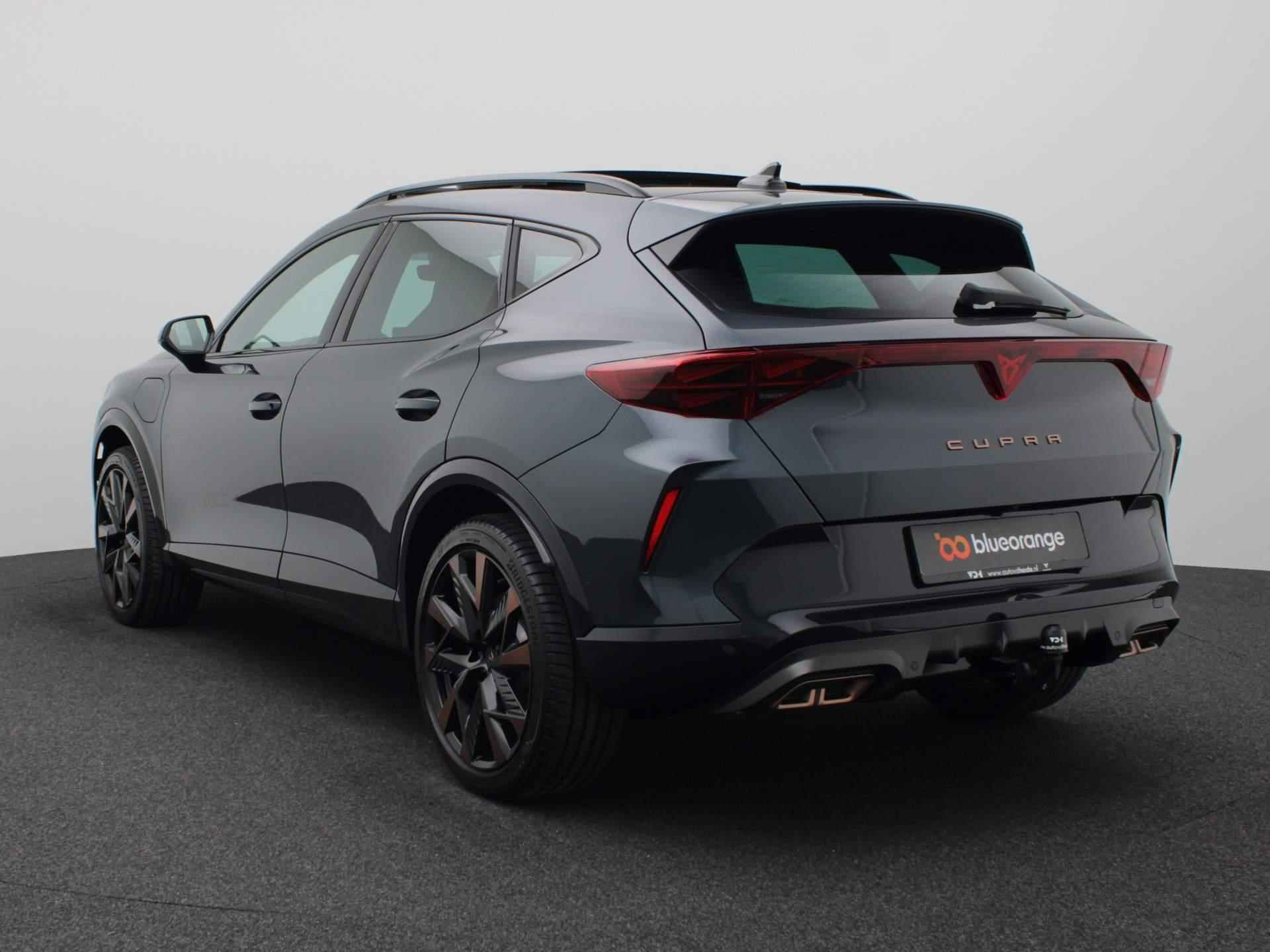 CUPRA Formentor 1.5 TSI e-Hybrid VZ Performance Trekhaak, Led matrix, 360 gr. camera, side assist, adaptive cruise, keyless, schuif-kanteldak, virtual pedal, stuur-stoelverwarming,  19" lichtmetaal - 10/61