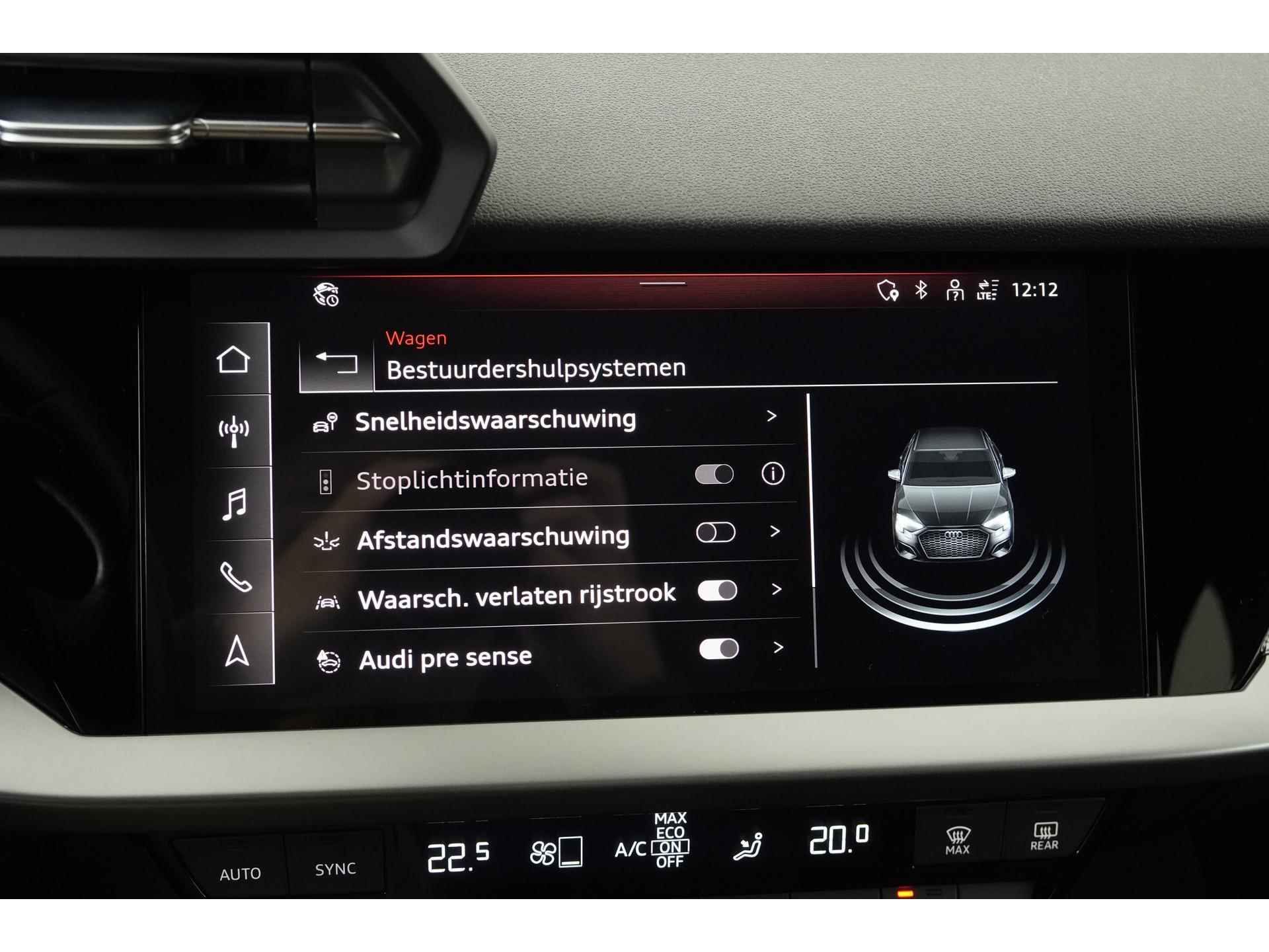 Audi A3 Limousine 30 TFSI S-Line edition Panoramadak | Digital Cockpit | Zondag Open! - 20/44