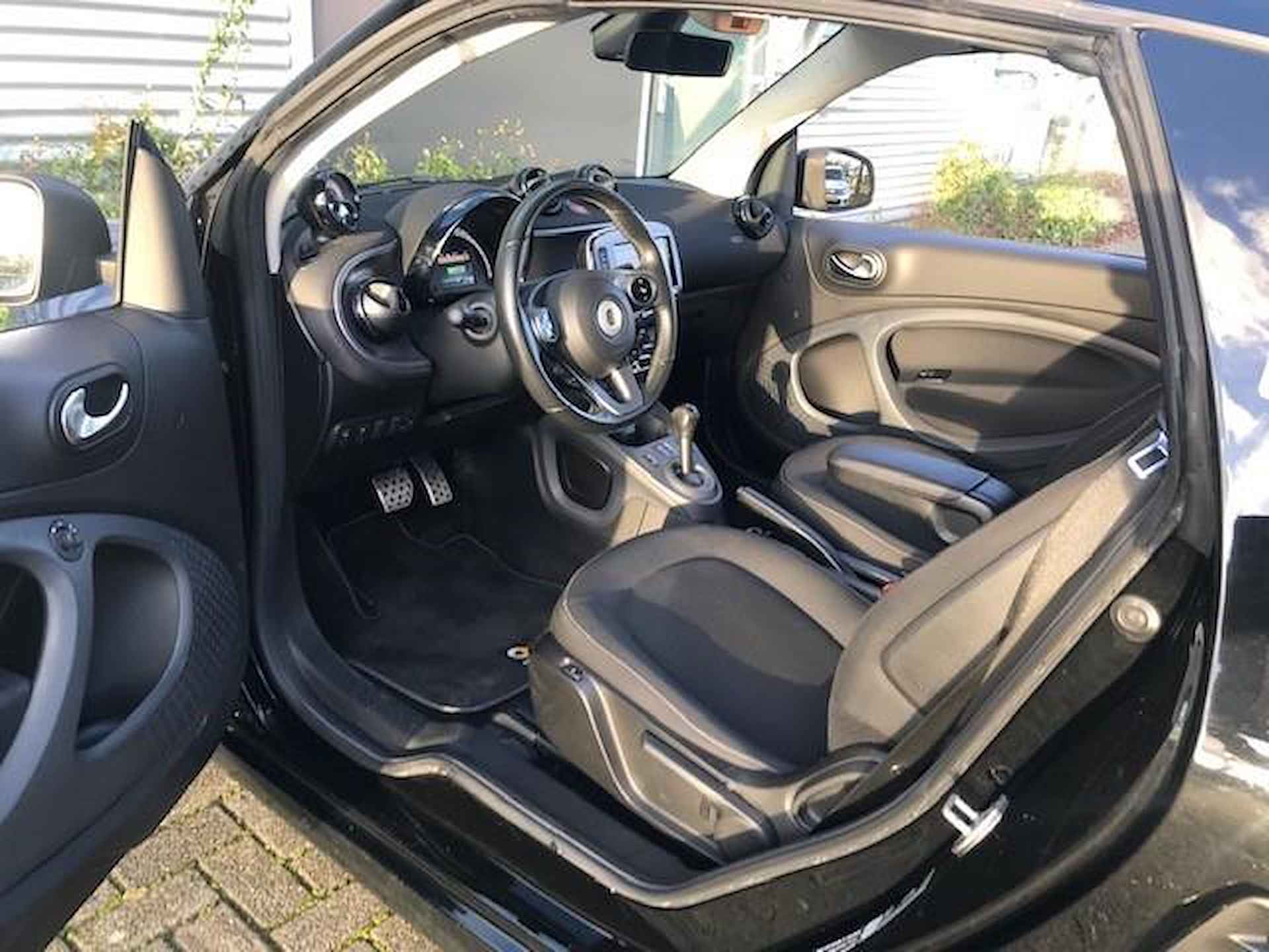 Smart Fortwo cabrio ed Passion € 2000 subsidie - 19/25