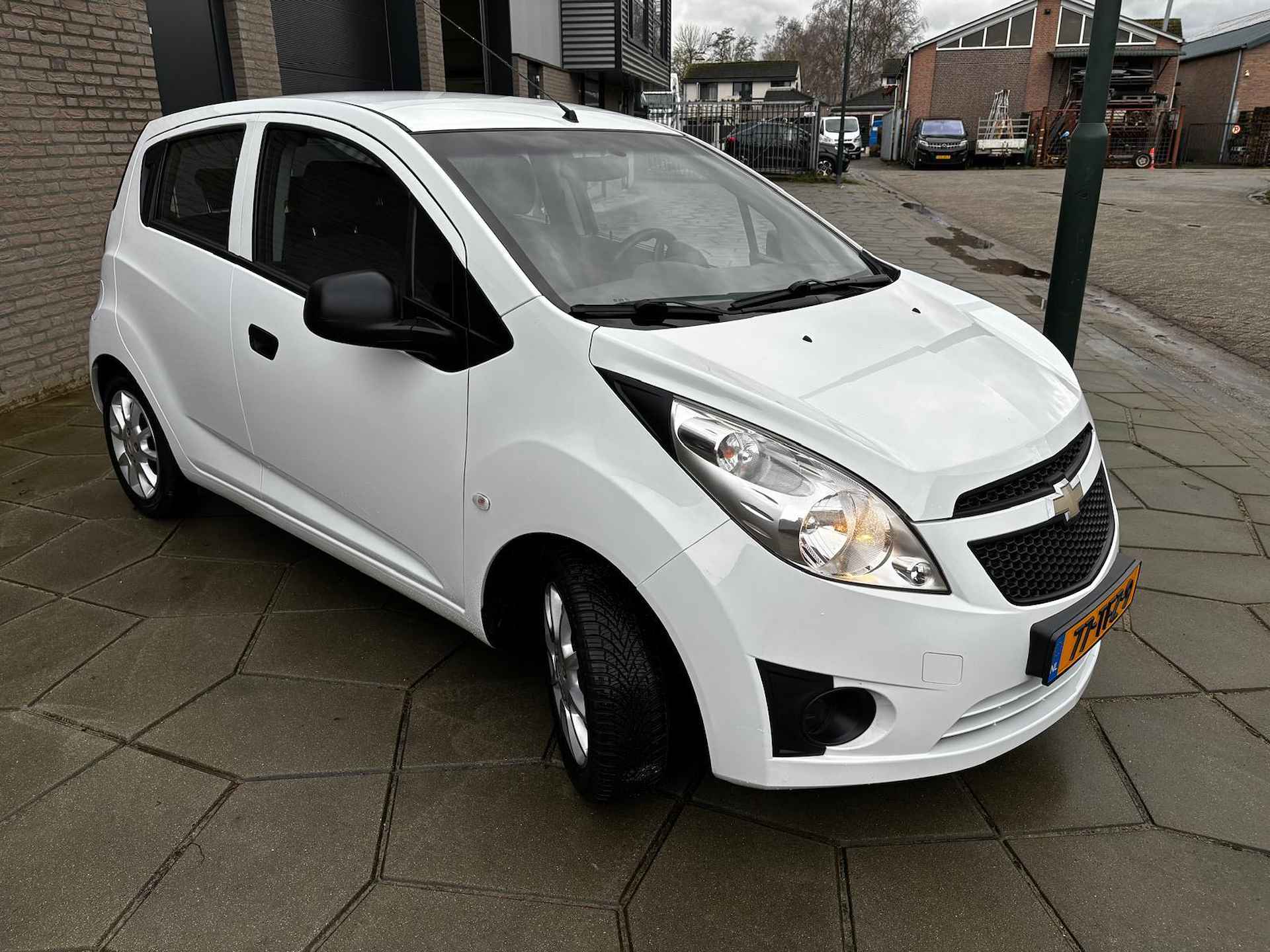 Chevrolet Spark 1.0 16V LS Bi-Fuel | LPG|AIRCO| 5 Drs | banden All-Season |5 versnellingen - 4/19