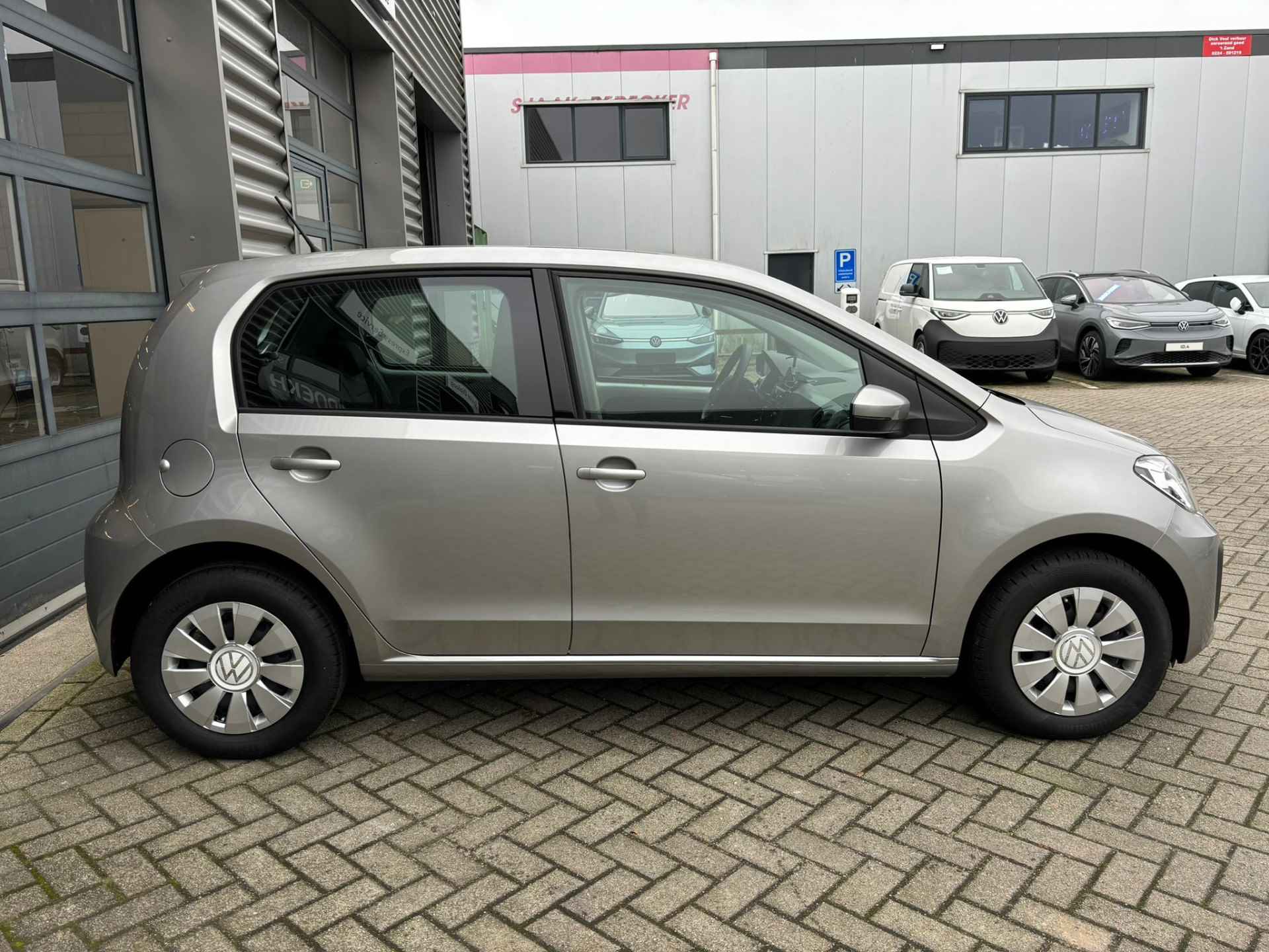 Volkswagen up! 1.0 60 pk | Airco | Bluetooth | Dab | - 6/23