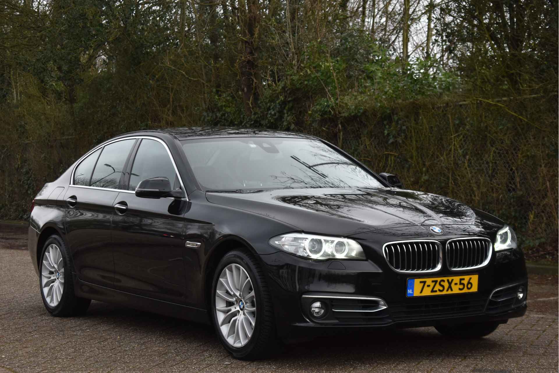 BMW 5 Serie 530d High Executive 261PK Luxury Line | NL-Auto | Headup | Harman/Kardon | Elekt.stoelen memory | Lederen bekleding | Xenon / LED - 27/55