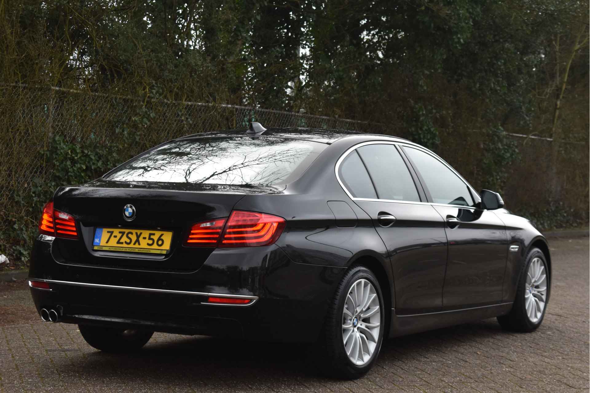 BMW 5 Serie 530d High Executive 261PK Luxury Line | NL-Auto | Headup | Harman/Kardon | Elekt.stoelen memory | Lederen bekleding | Xenon / LED - 28/55