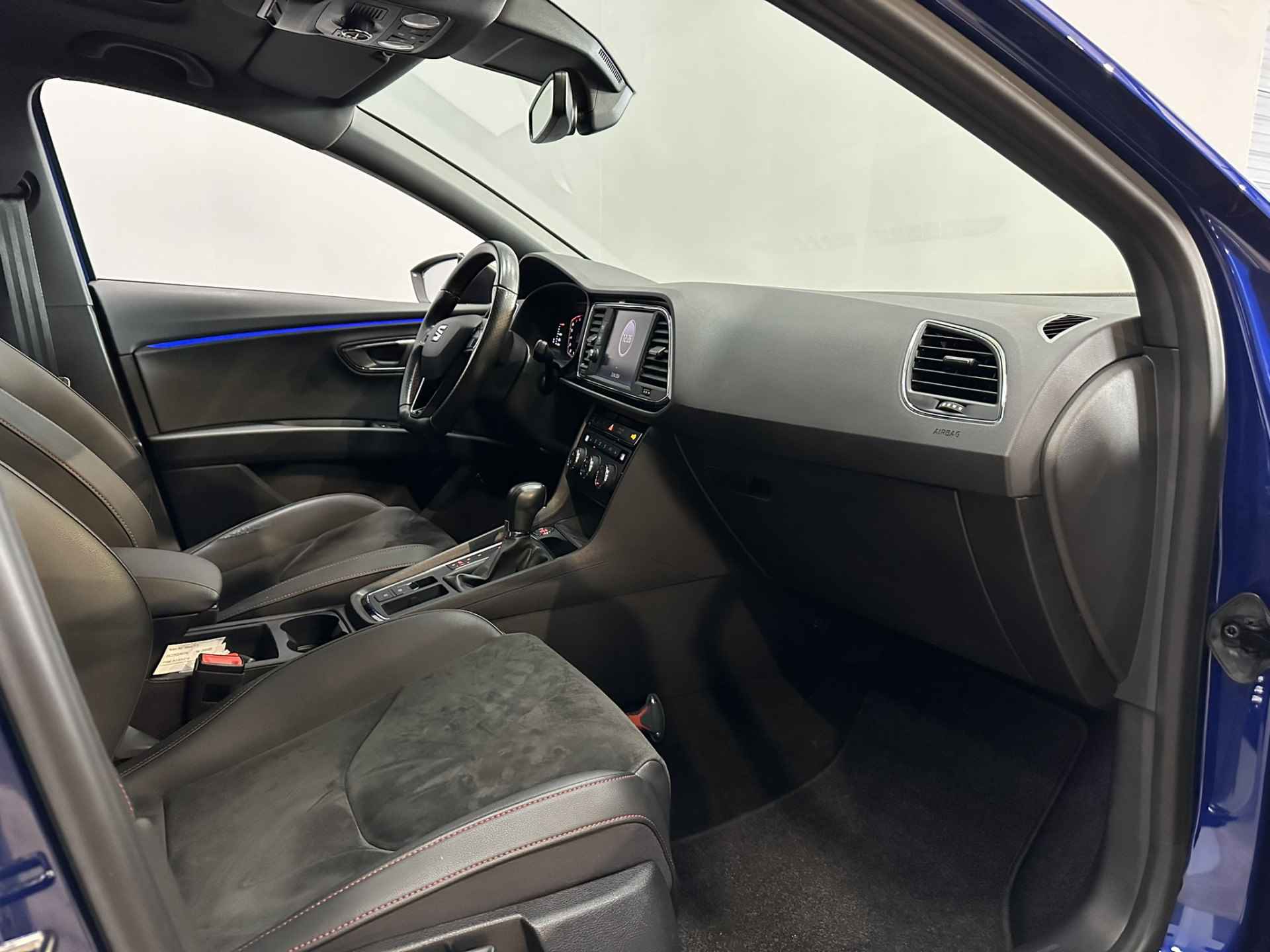 SEAT León ST 1.5 TSI FR Ultimate Edition Black Airco ECC | LED | Virtual | Beats | Panorama | Camera | Adaptive cruise | Apple Carplay Android Auto | Trekhaak | Isofix | NAP | - 32/46