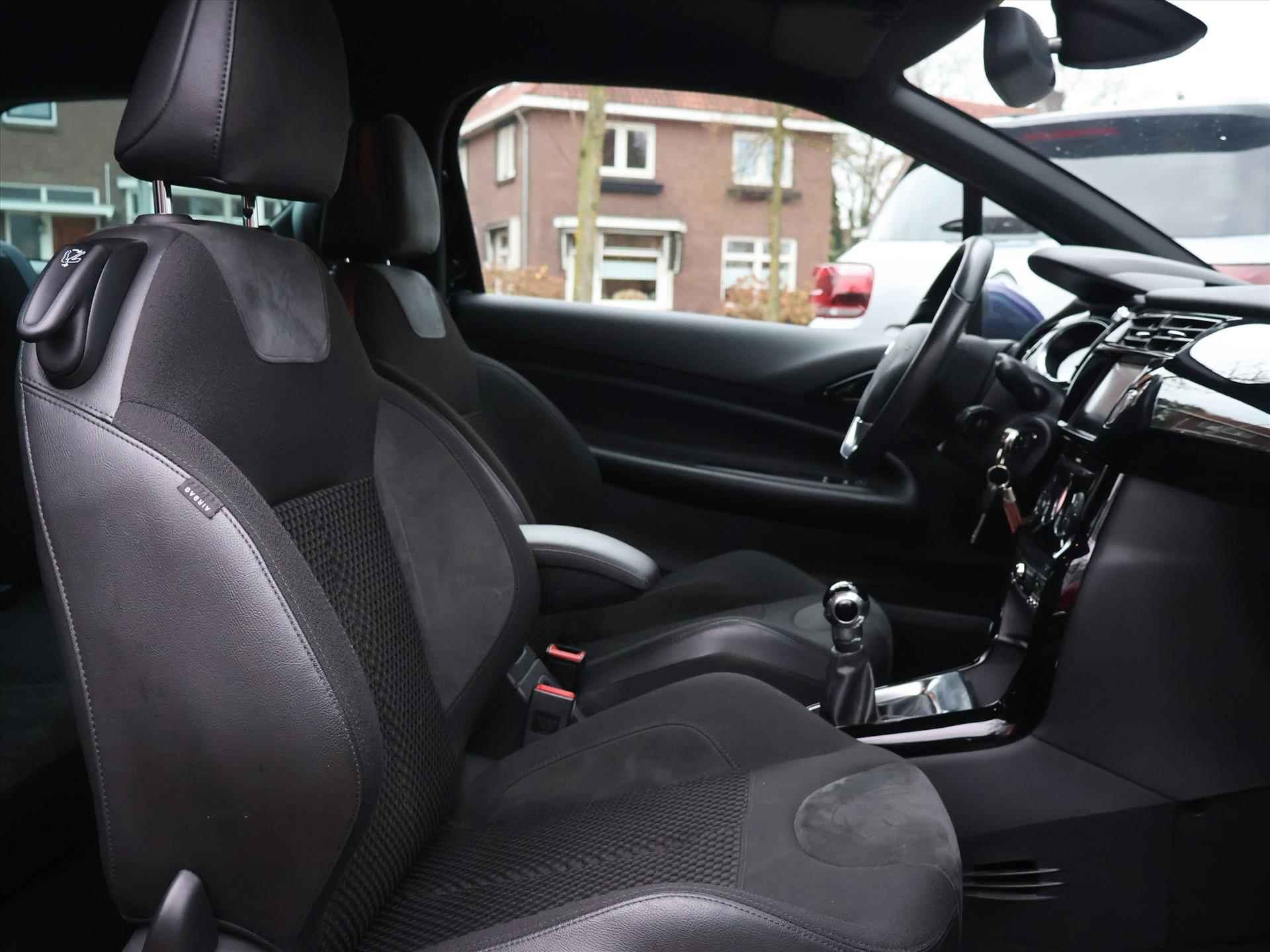 Citroen DS3 PureTech 82PK So Chic, Rijklaarprijs | Navigatie | LED 3D | Parkeersensoren - 6/61