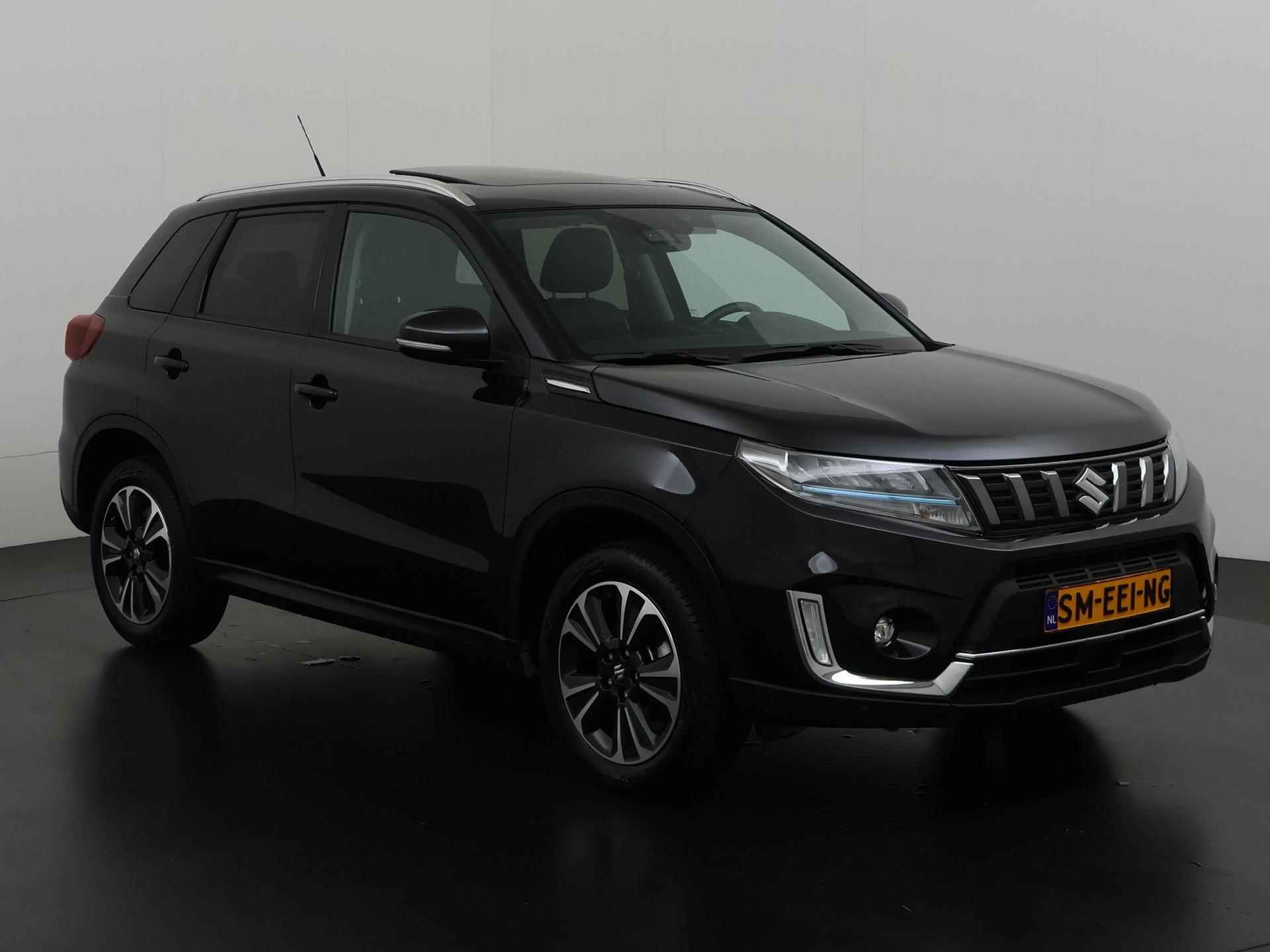 Suzuki Vitara 1.5 Hybrid Style | Panoramadak | Carplay | Camera | Adapt Cruise |  Zondag Open! - 30/34