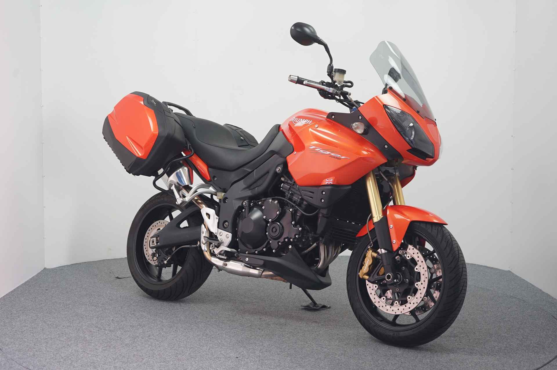 Triumph TIGER 1050 ABS - 2/13