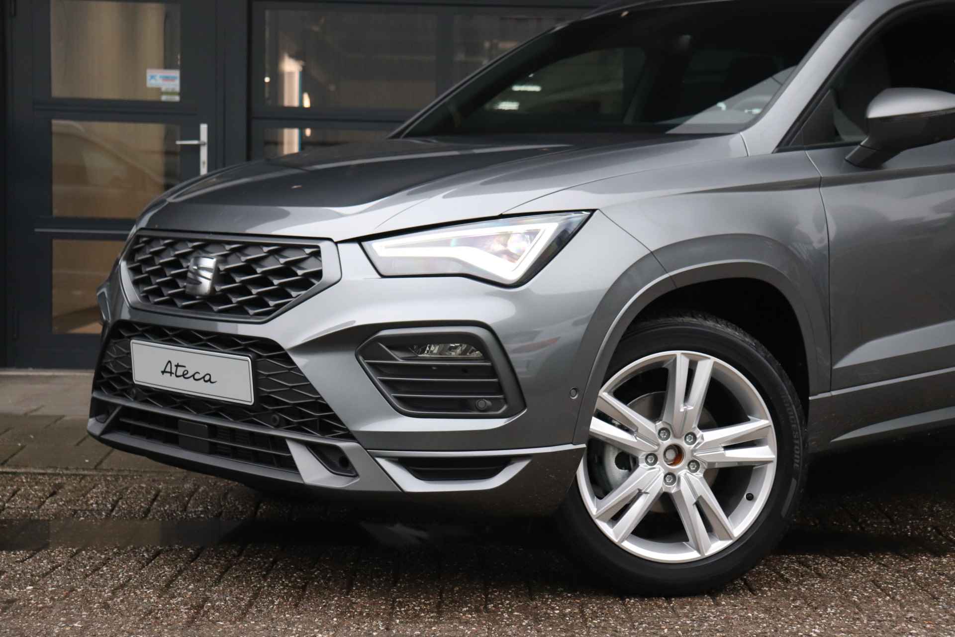 SEAT Ateca 1.5 TSI 150pk AUTOMAAT FR Business Intense | Stoel & Stuurverwarming | Virtual Cockpit | Keyless Entry - 2/28