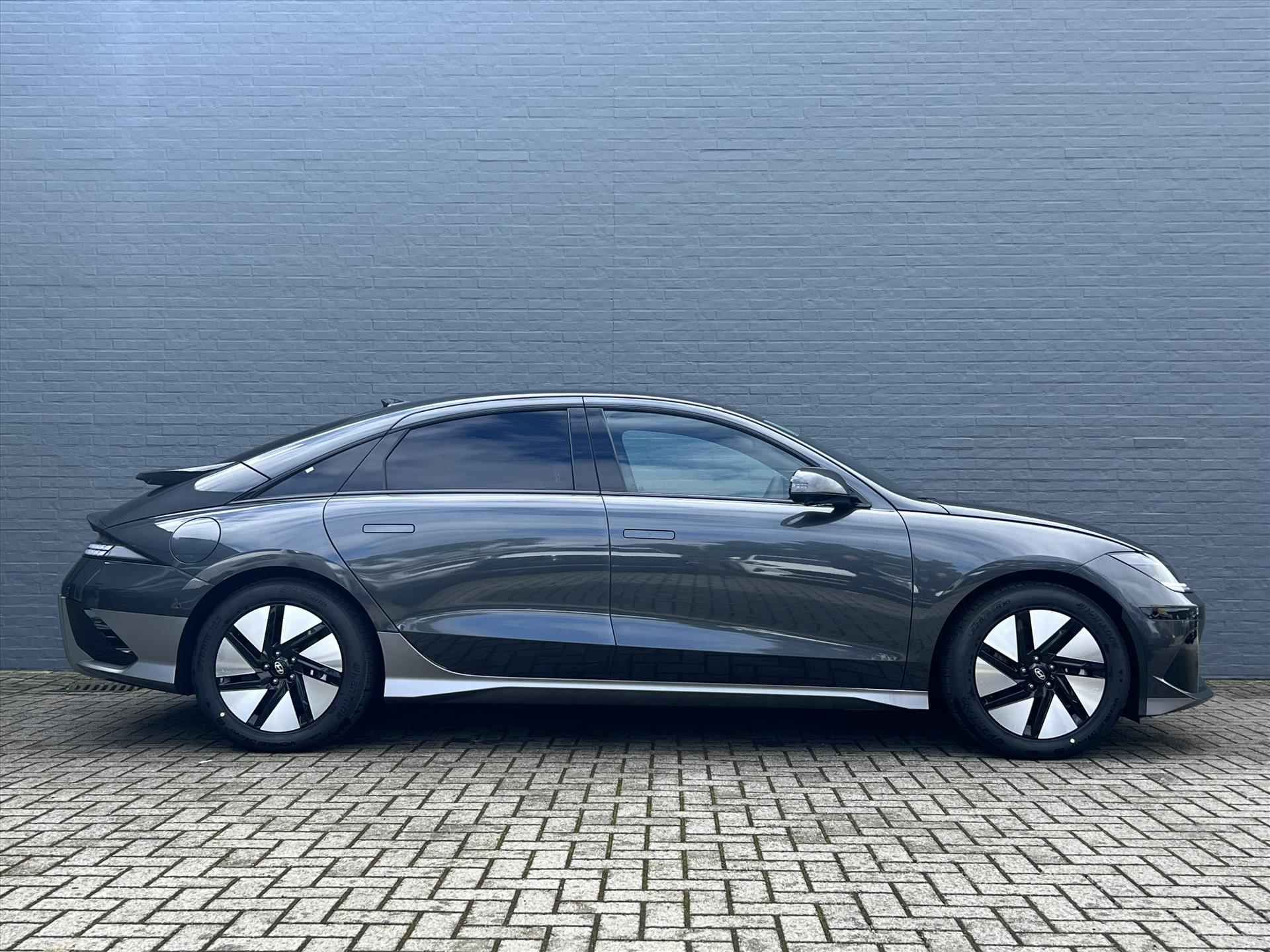 HYUNDAI Ioniq 6 77,4 kWh 229pk RWD Connect - 6/32