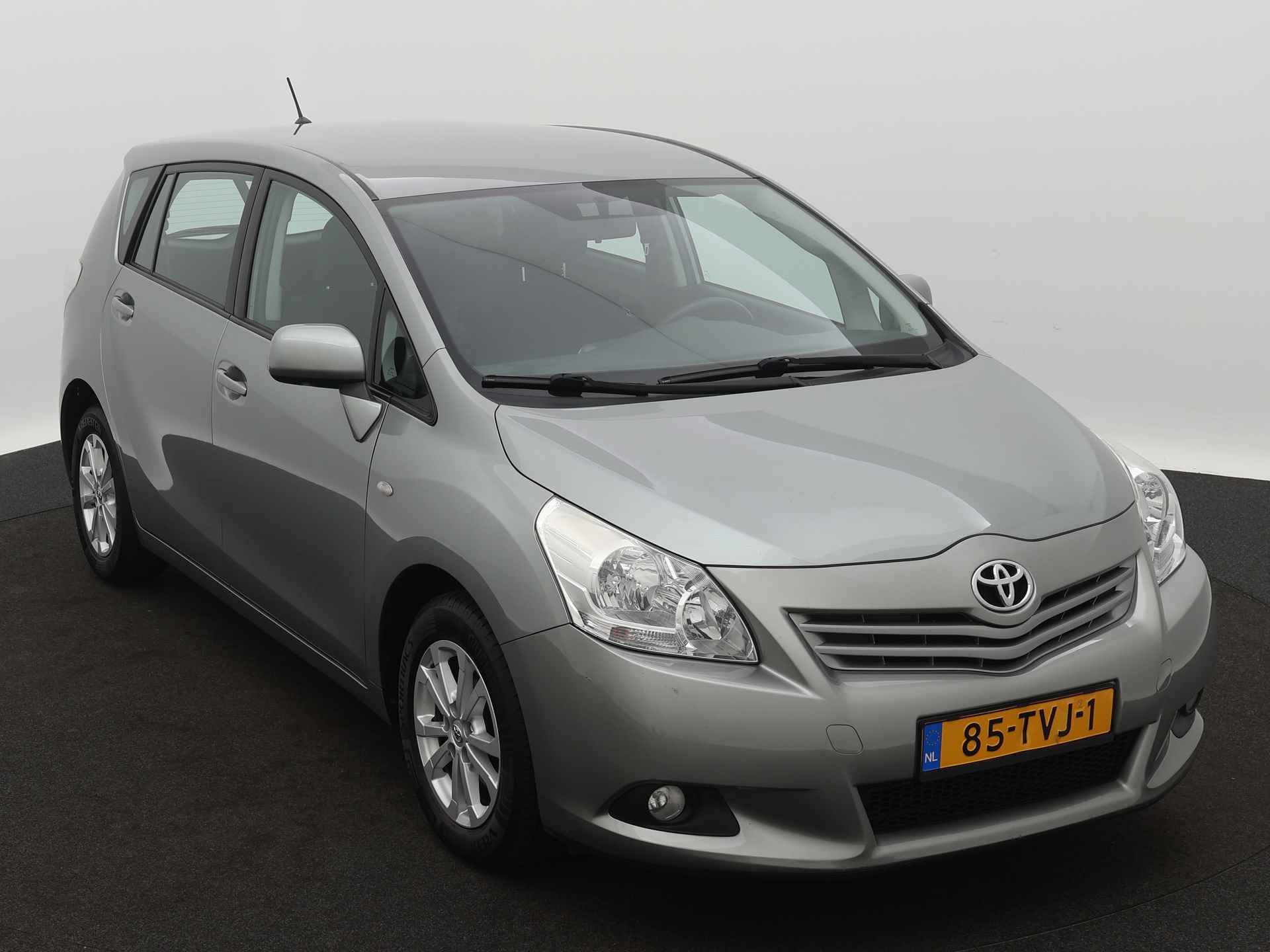 Toyota Verso 1.8 VVT-i Aspiration | Navigatie | Camera | Trekhaak | LM velgen | Cruise Control | - 29/43