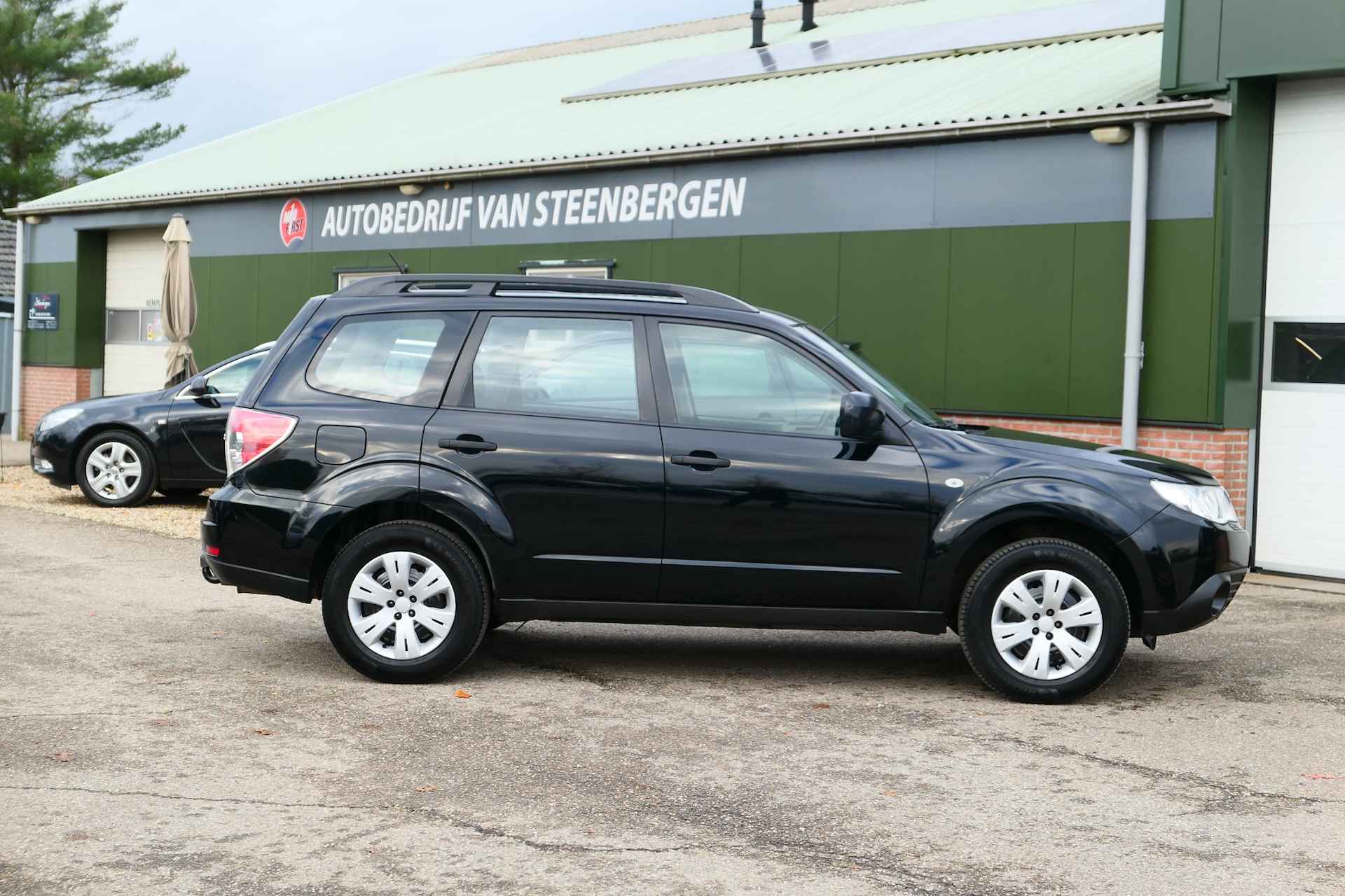 Subaru Forester 2.0 AWD Comfort, NL, 1e Eig, Boekjes, Airco, Cruise, Trekhaak .. Verzorgde auto, niet op bezuinigd .. - 13/46