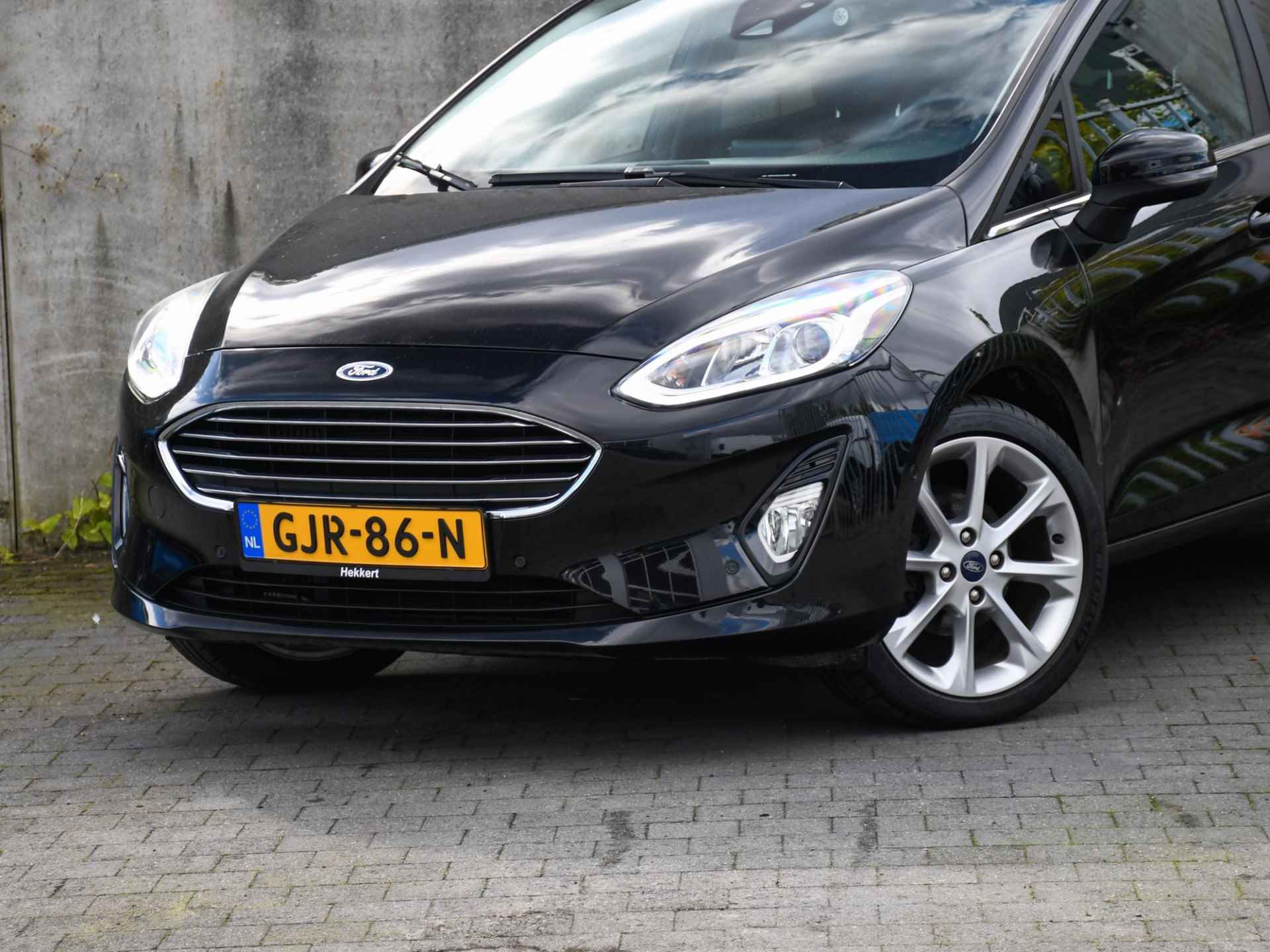 Ford Fiesta Titanium 1.0 EcoBoost 125pk PDC + CAM. | WINTER PACK | DAB | LIMITER | 17''LM | NAVI - 2/32