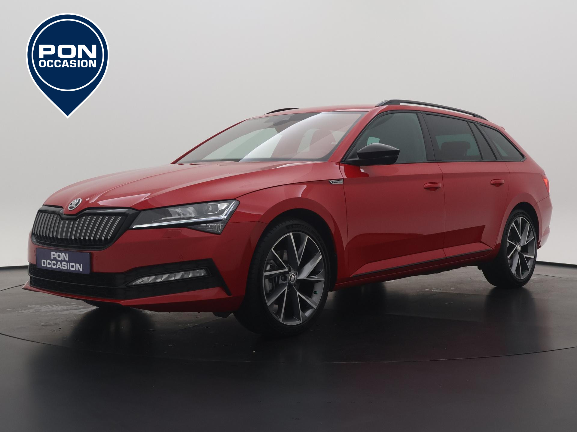 Skoda Superb Combi 1.4 TSI iV Sportline Business | Navigatie | Trekhaak | ACC | Camera | Side Assist | Stoelverwarming |