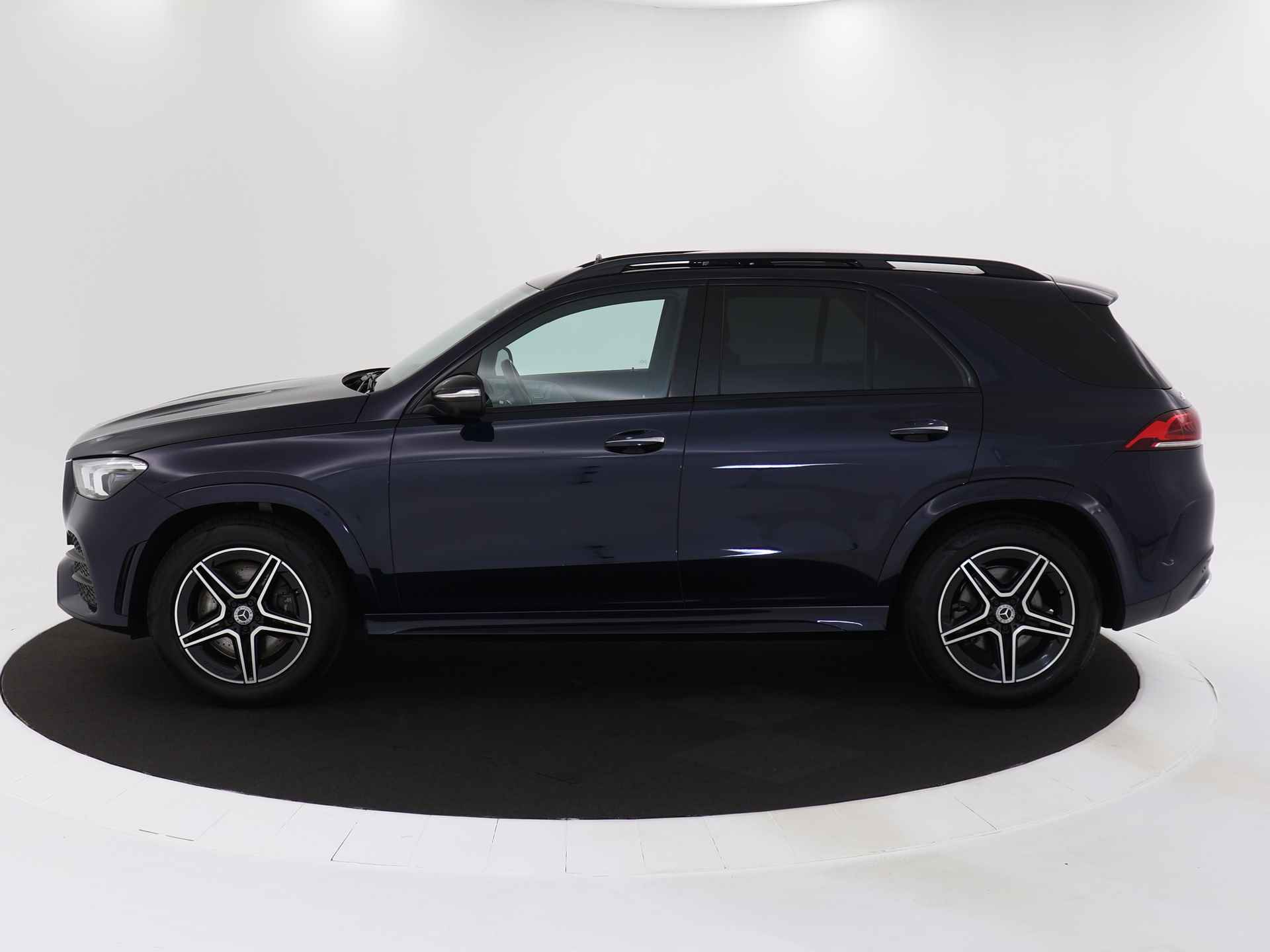 Mercedes-Benz GLE 450 4MATIC Premium Plus | Luchtvering | Trekhaak | Burmester | Panoramadak | Stoelgeheugen | Inclusief 24 maanden Mercedes-Benz Certified garantie voor Europa. - 18/45