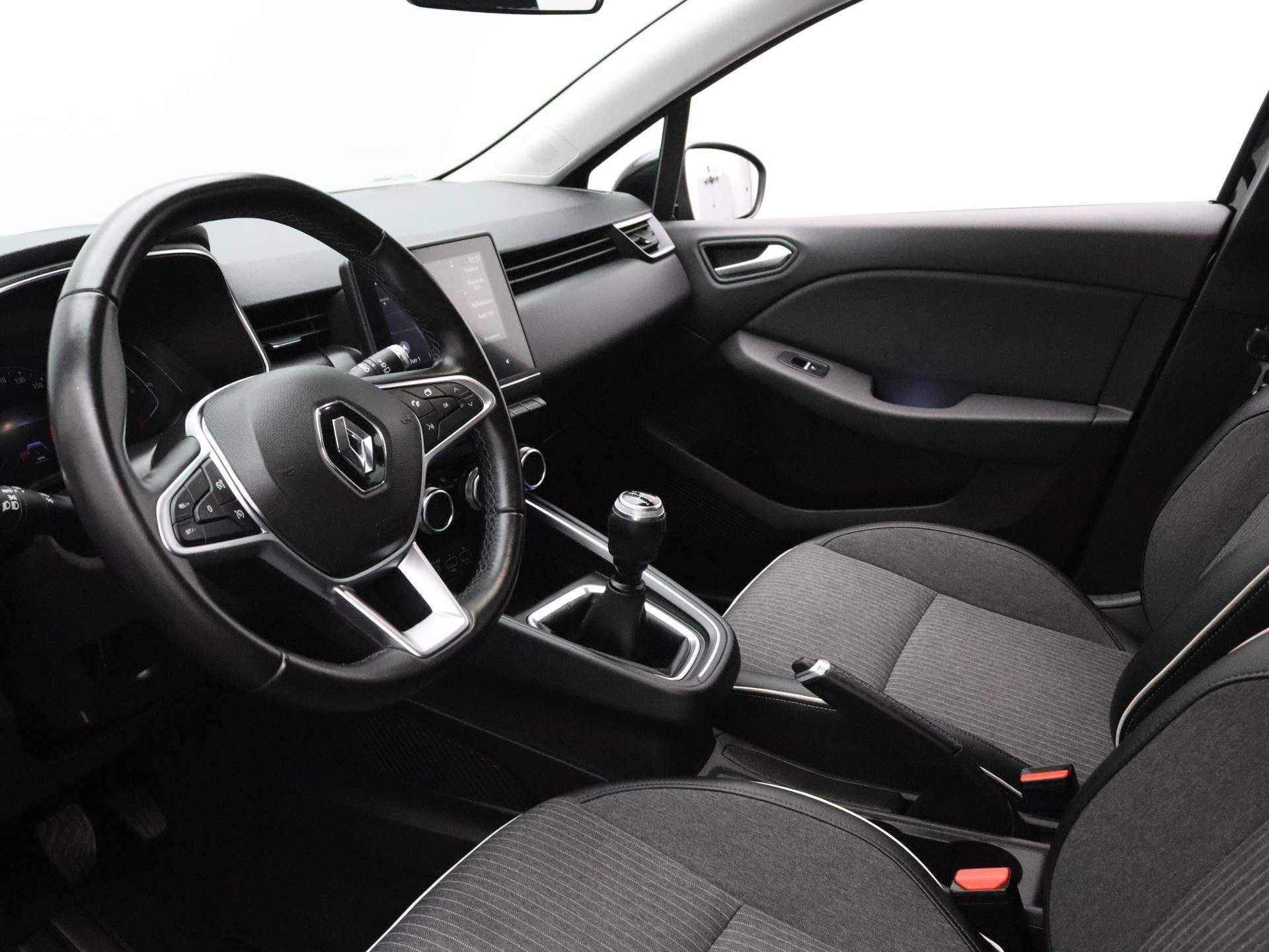 Renault Clio TCe 100pk Intens ALL-IN PRIJS! Climate control | Navig | Parkeersensoren achter - 4/40