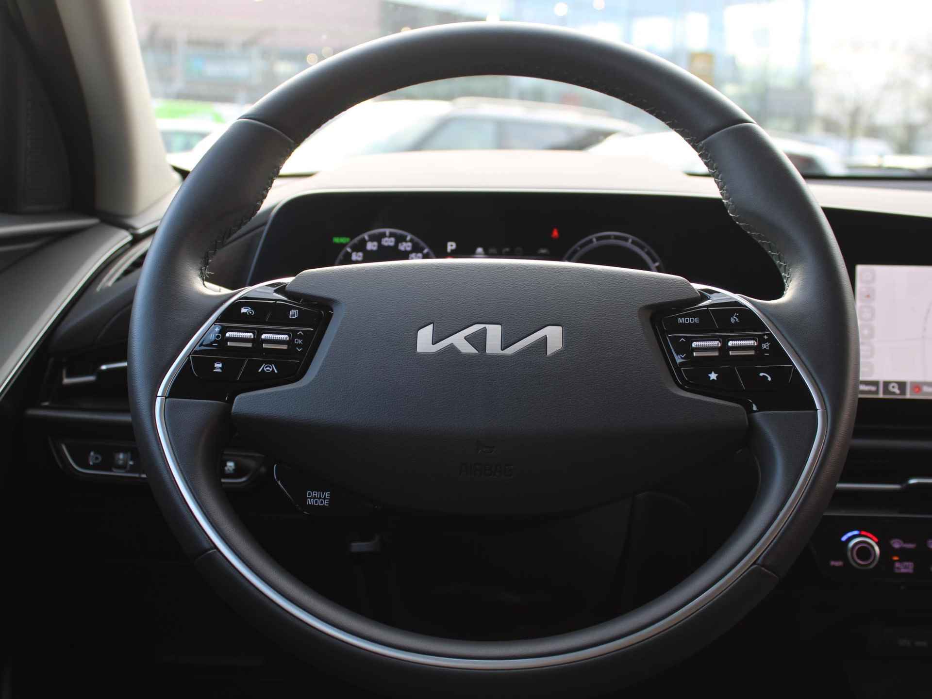 Kia Niro EV DynamicLine 64.8 kWh | € 2.000 subsidie mogelijk  | Navigatie | Adaptieve Cruise Control | Parkeercamera | Highway drive assist - 8/20