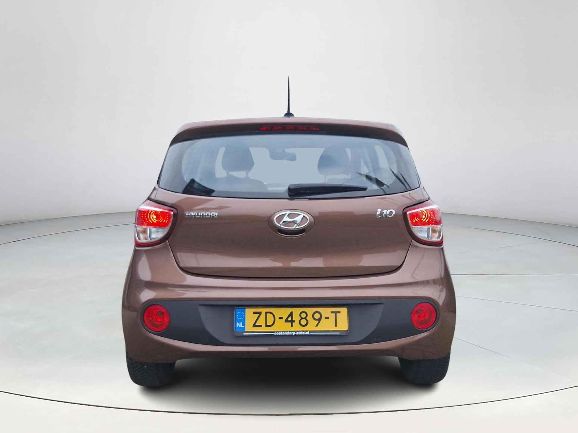 Hyundai i10 1.0i Comfort Navigator | Rijklaarprijs! | Navigatie | Airco | Cruise Control | Parkeersensoren | Mistlampen | All Season banden | Inclusief 36 mnd Garantie! | - 5/34