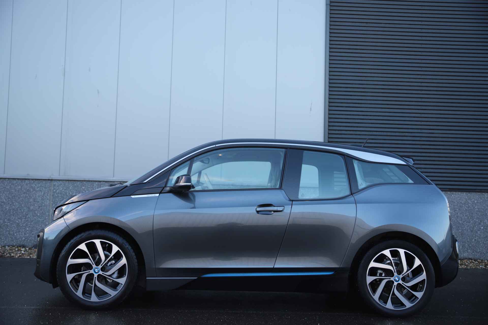 BMW i3 Windmill Edition 120Ah 42 kWh/Camera/Loft Design/3-Fase - 35/46