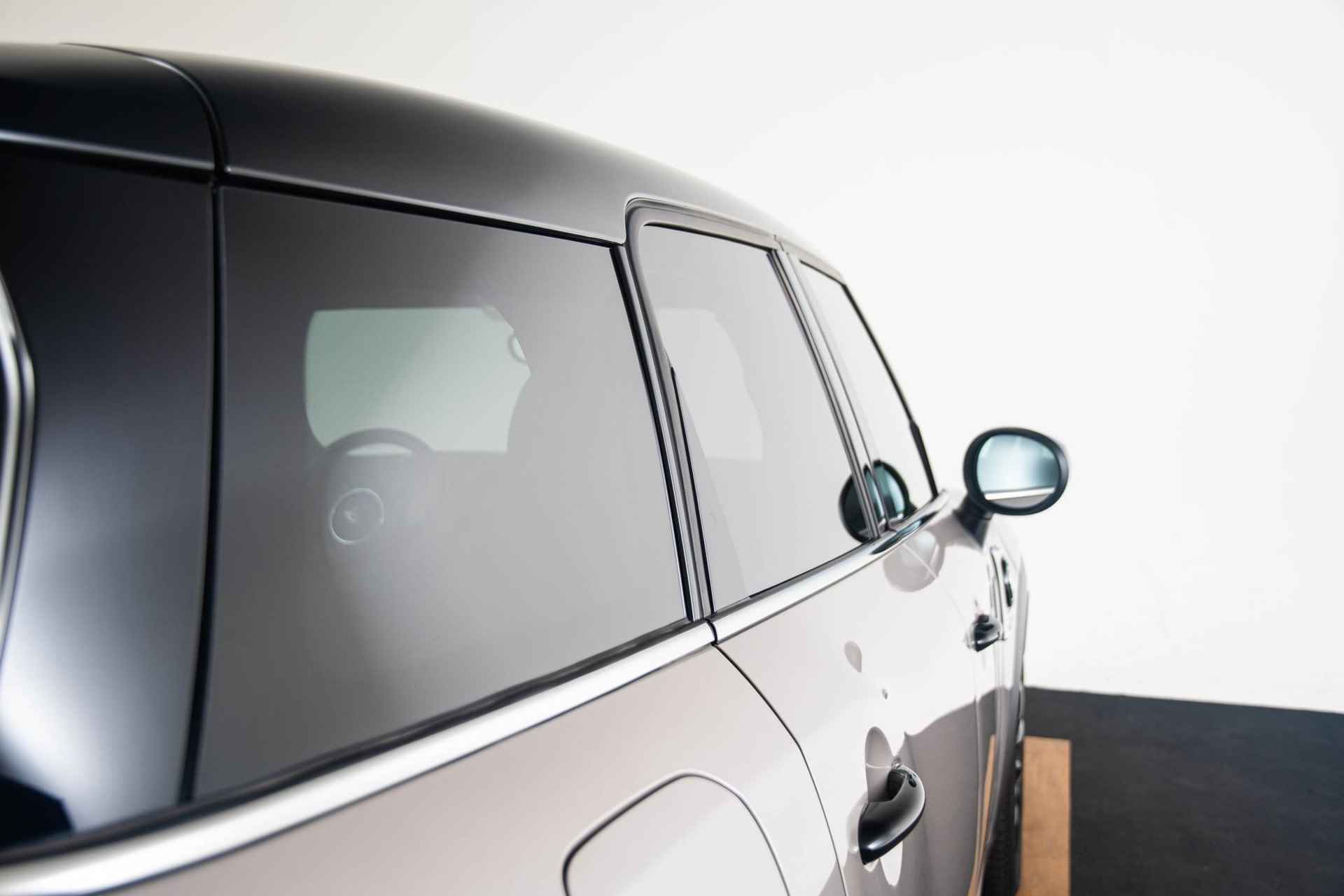 Mini Cooper SE Countryman ALL4 Panoramadak - Comfort Access - Harman Kardon - Parking Assistant met Camera - LED Koplampen met Adaptive - 18/48