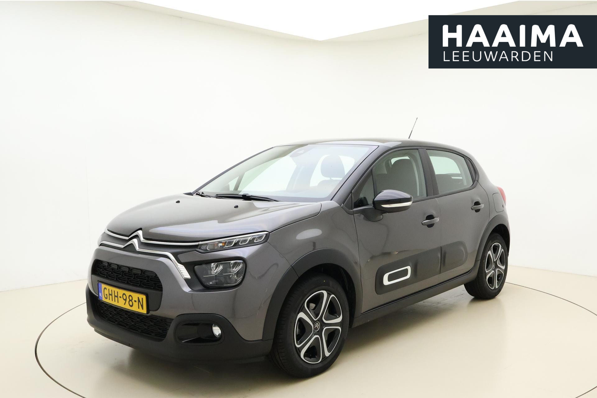 Citroen C3 1.2 PureTech Plus 83 PK | Handgeschakeld | NIEUW uit voorraad | € 5.044 ,- korting !  | Airco | Navigatie | Cruise Control | Elektrische ramen | Climate Control | Bluetooth