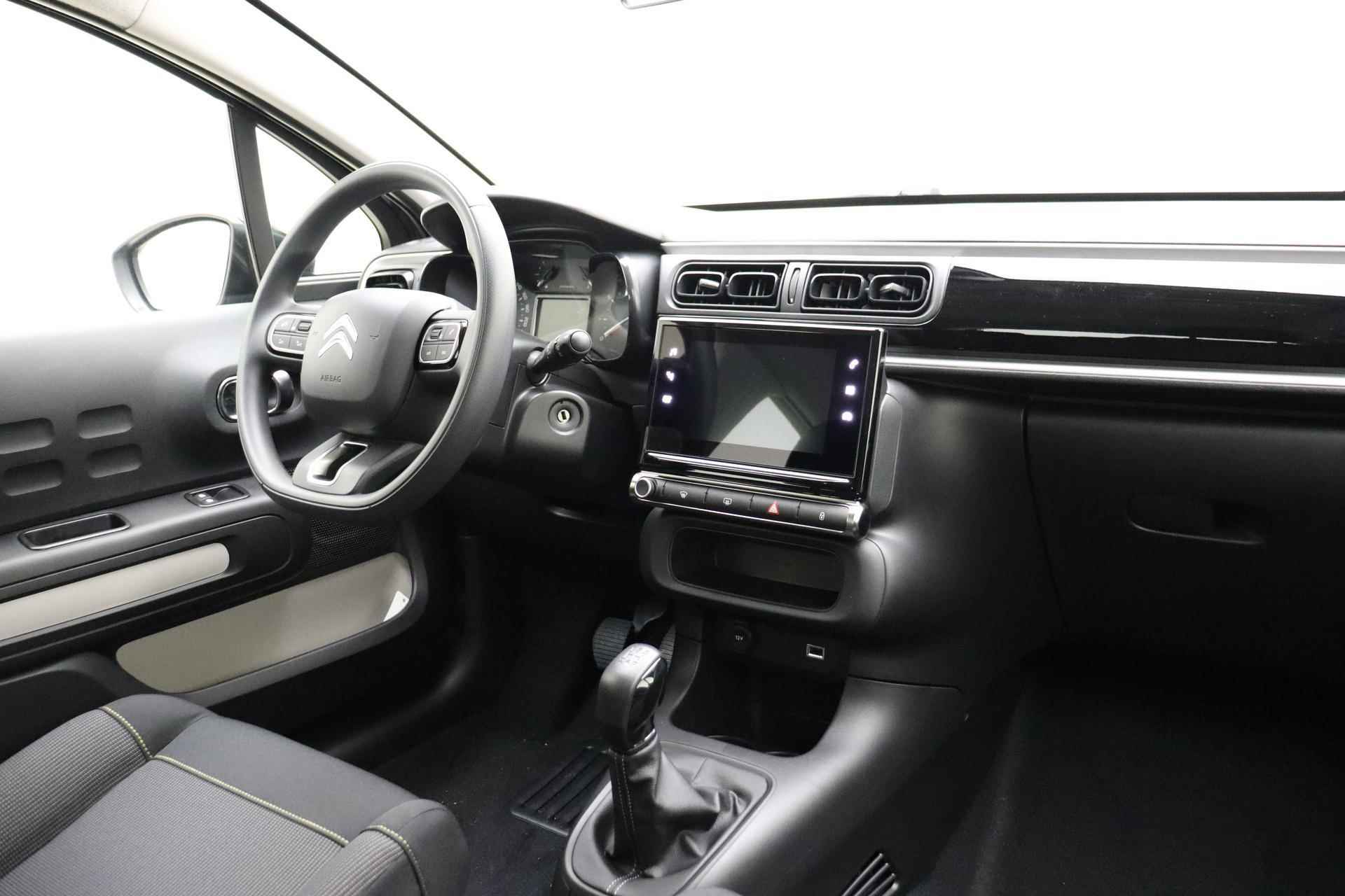 Citroen C3 1.2 PureTech Plus 83 PK | Handgeschakeld | NIEUW uit voorraad | € 5.044 ,- korting !  | Airco | Navigatie | Cruise Control | Elektrische ramen | Climate Control | Bluetooth - 4/29