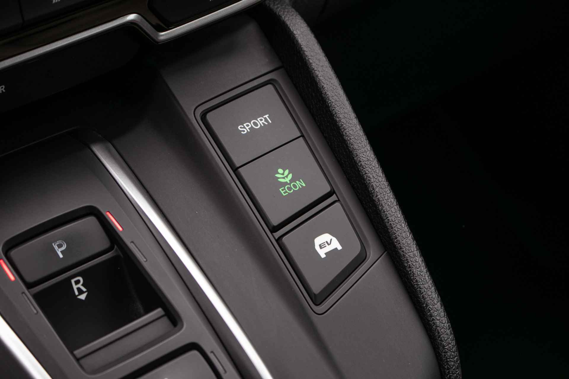 Honda CR-V 2.0 Hybrid Lifestyle automaat All-in rijklaarprijs | Beige Leder | Trekhaak | Dealer ond. | Dodehoeksens. - 22/45
