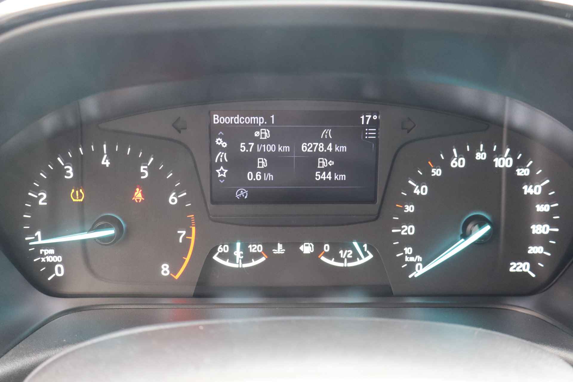 Ford Fiesta 1.1 Trend NL-Auto!! Apple Car-play I Navigatie I PDC -- A.S. ZONDAG OPEN VAN 11.00 T/M 15.30 -- - 16/30