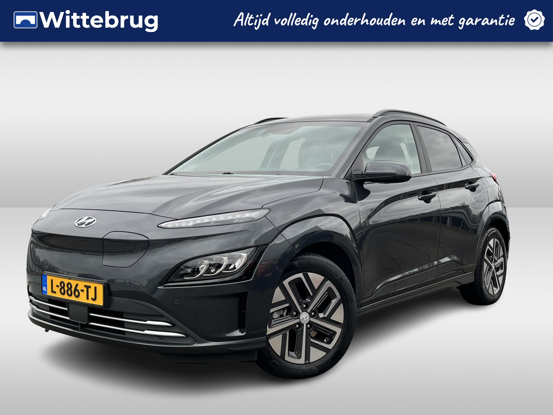 Hyundai KONA EV Premium 64 kWh | Leder | Stoelverwarming | Navigatie