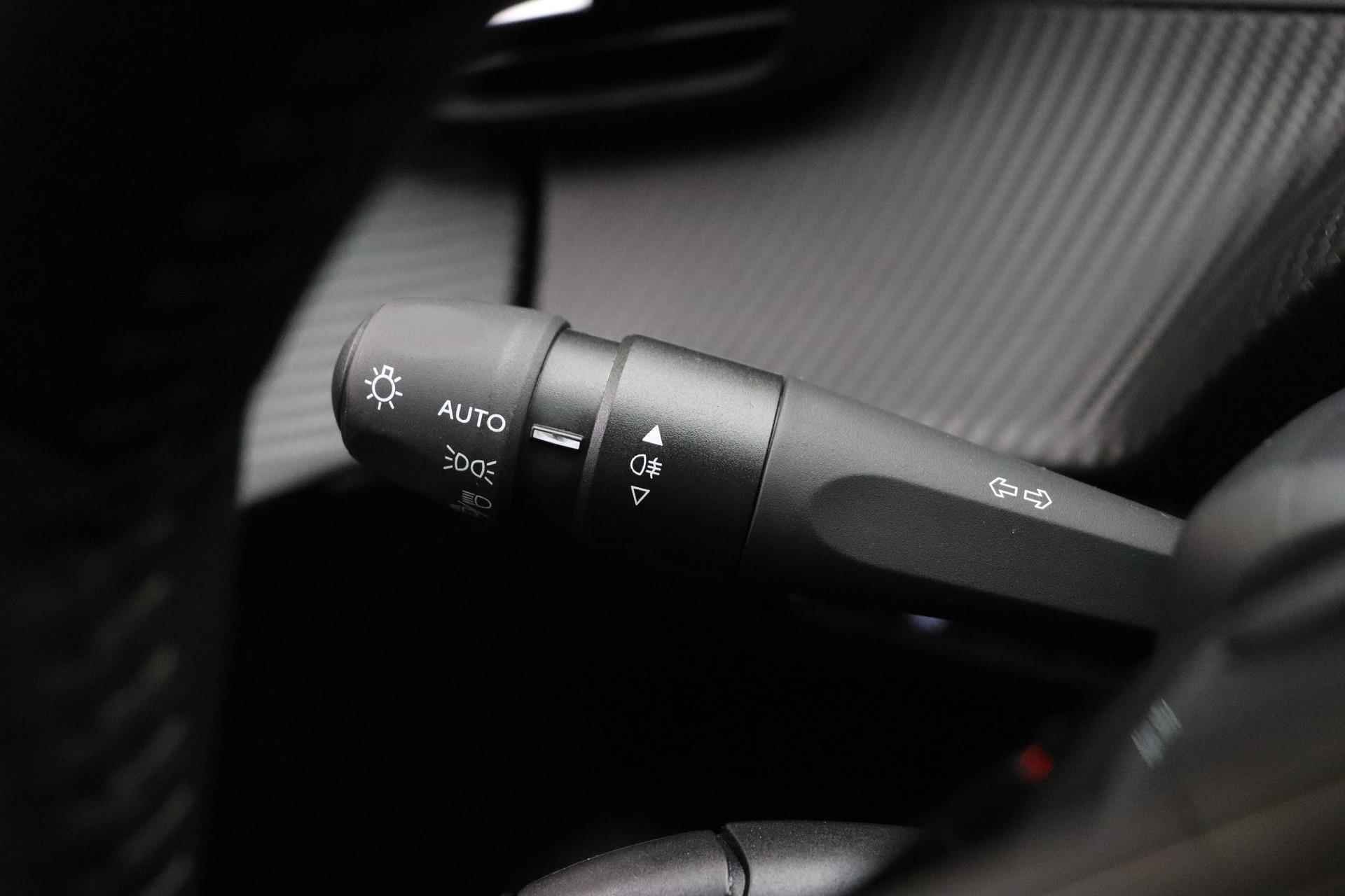 Peugeot 208 1.2 PureTech Active Pack | Navigatie | Airco & Cruise Control | Parkeersensoren | Telefoon Voorbereiding | Apple Carplay & Android Auto | - 28/34