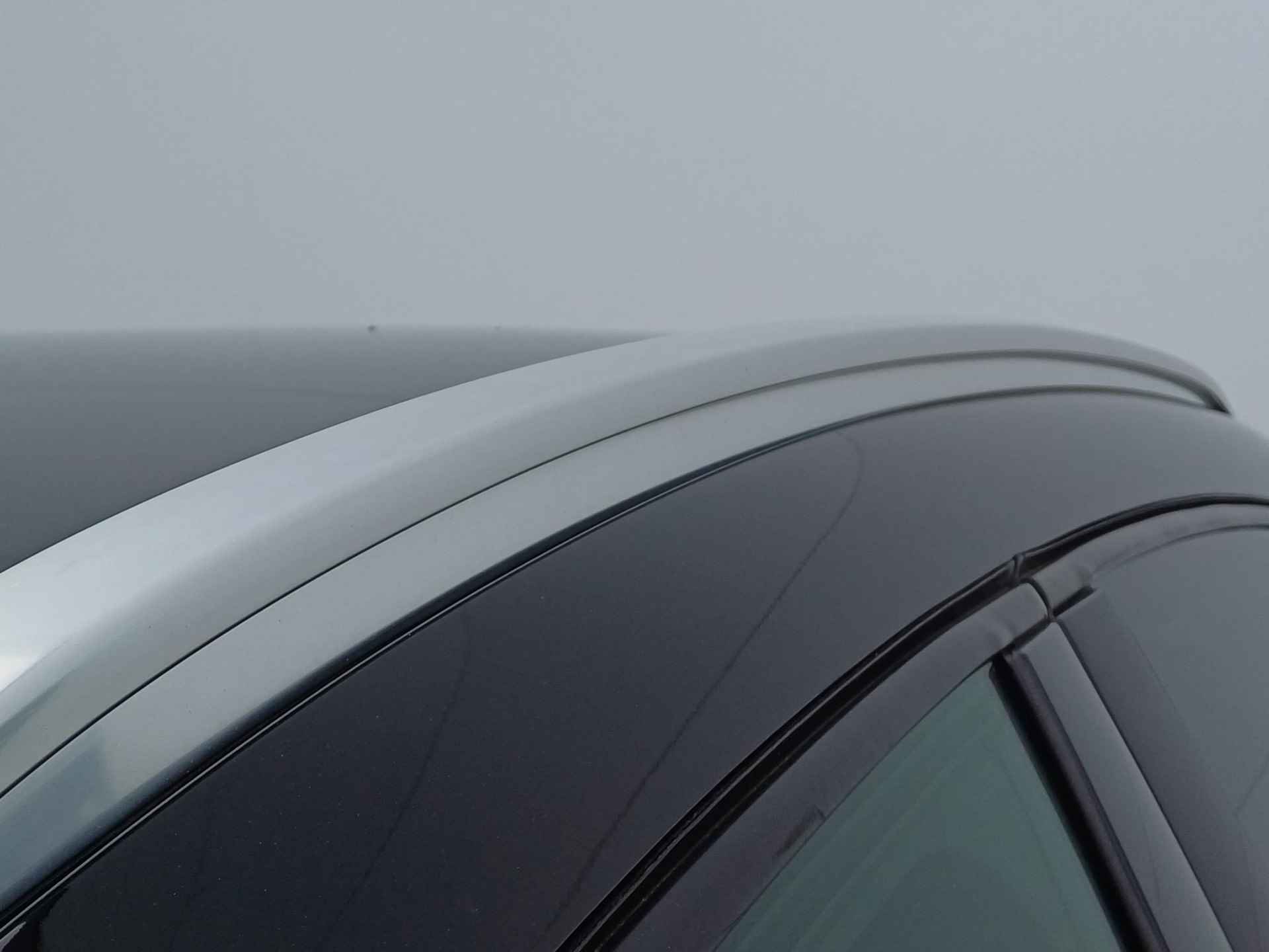 Mercedes-Benz GLA-klasse 180 Sport Edition Premium Plus Half Leder / Automaat / Navigatie / Panoramadak / Climate Control / LED / AMG-Styling - 13/47