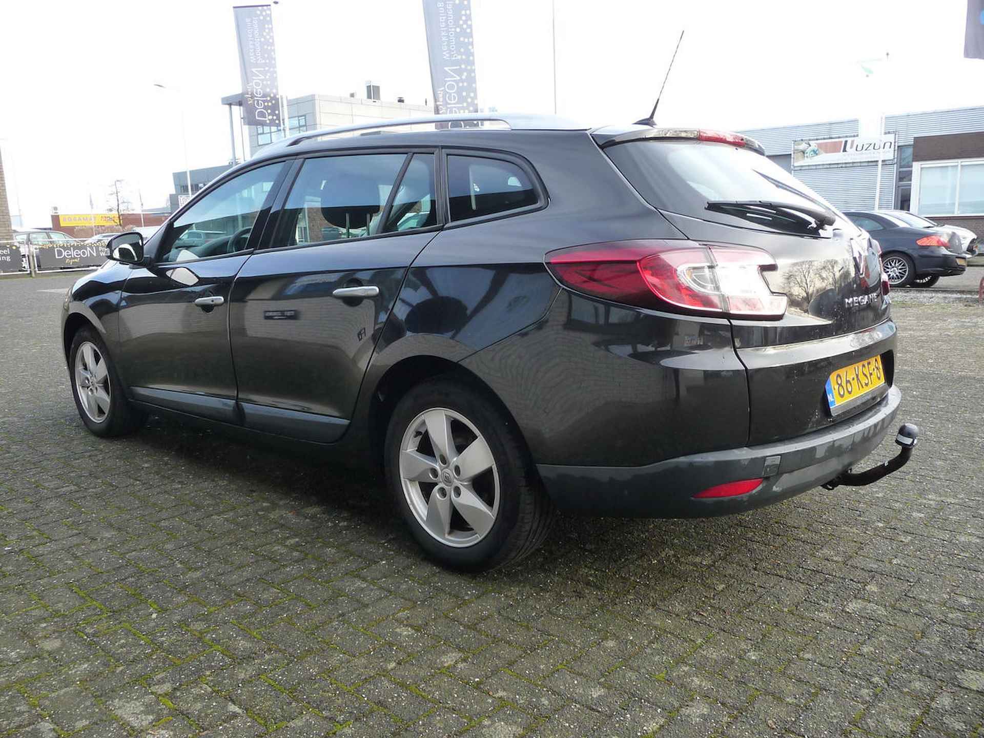 Renault Mégane 1.5 DCI DYNAMIQUE - 5/15