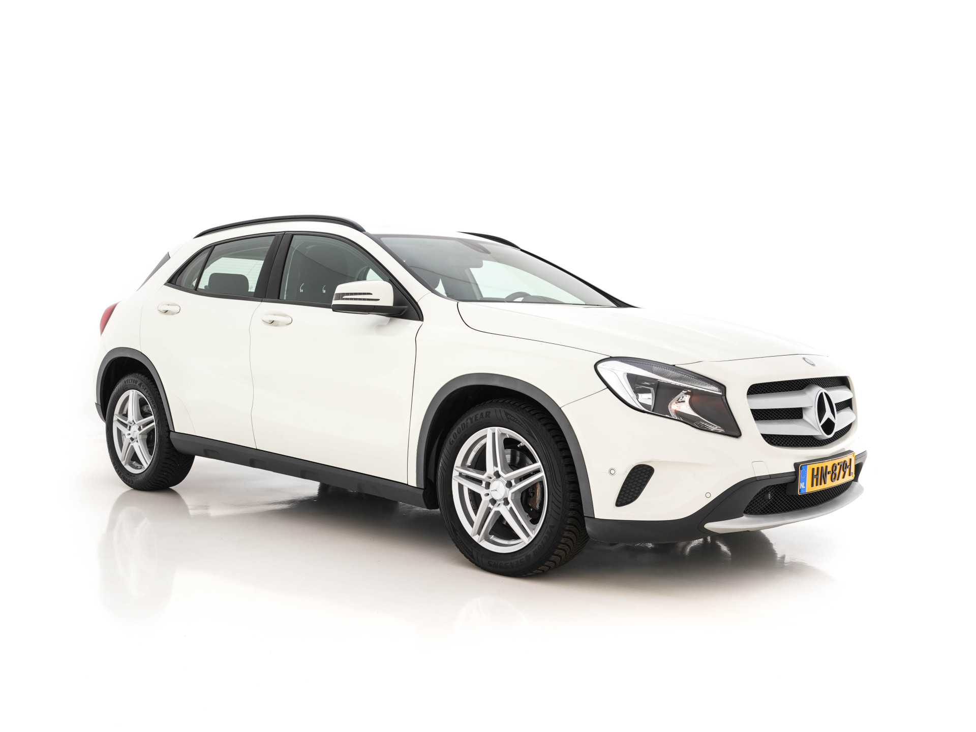 Mercedes-Benz GLA 200 CDI Ambition NAVI -FULLMAP | AIRCO | PDC | CRUISE | COMFORT-SEATS | 17"ALU*