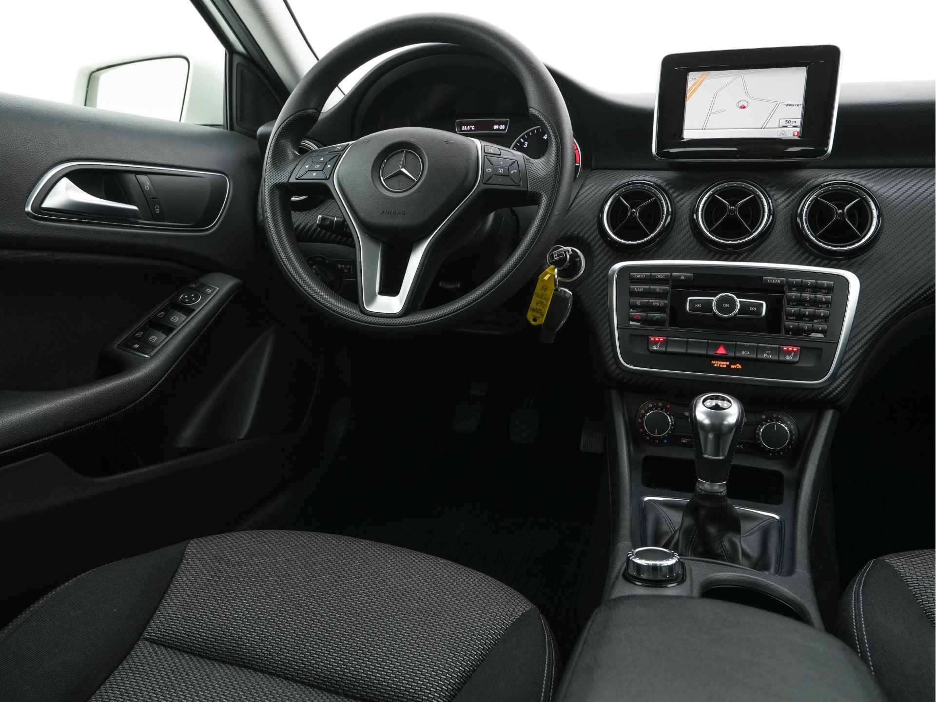 Mercedes-Benz GLA 200 CDI Ambition NAVI -FULLMAP | AIRCO | PDC | CRUISE | COMFORT-SEATS | 17"ALU* - 7/36