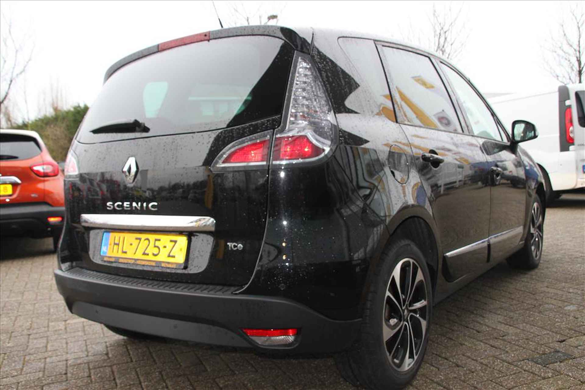 Renault Scenic 115PK-BOSE-151DKM-NAVI-CLIMA-CAMERA-TREKHAAK- - 4/19