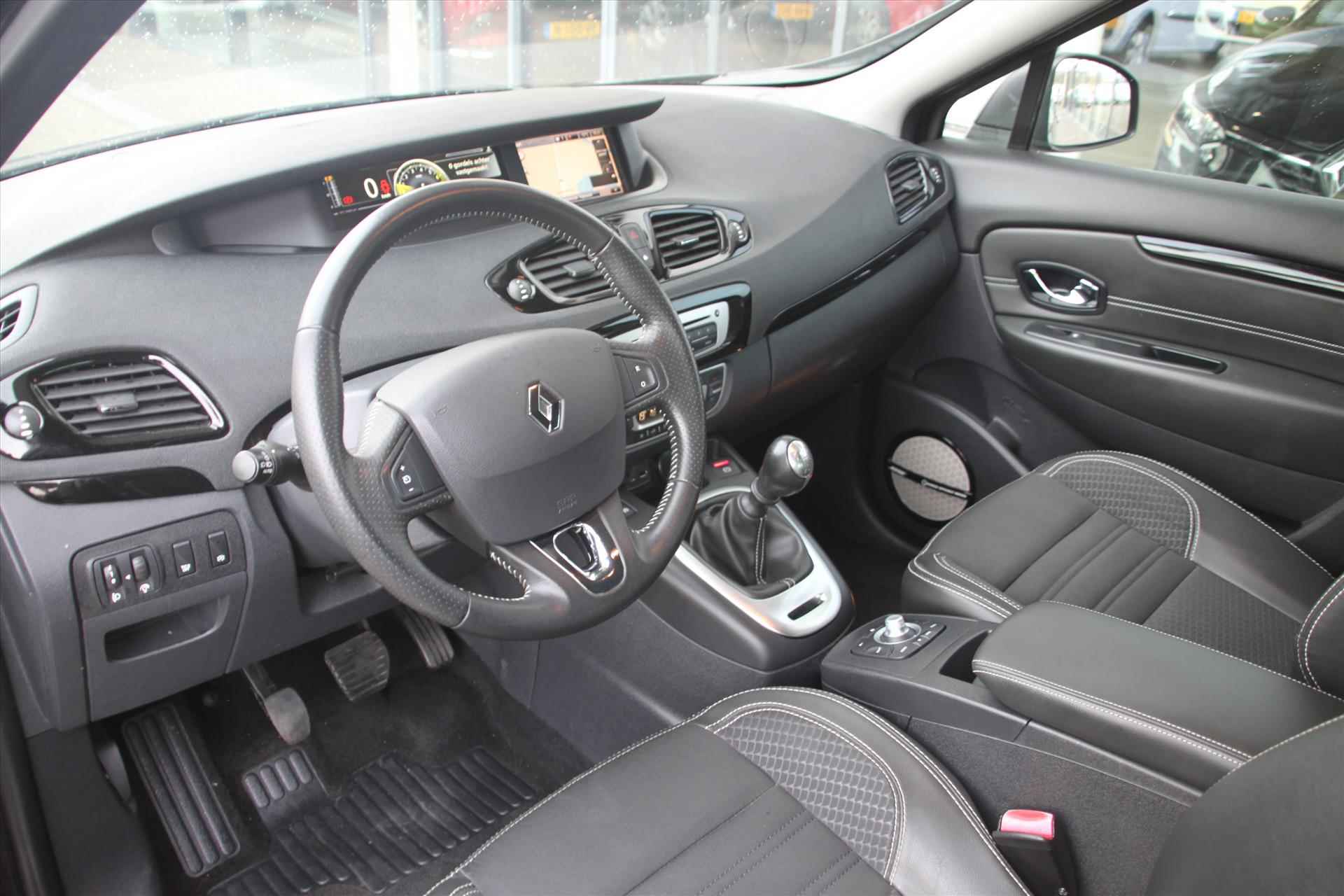 Renault Scenic 115PK-BOSE-151DKM-NAVI-CLIMA-CAMERA-TREKHAAK- - 11/32