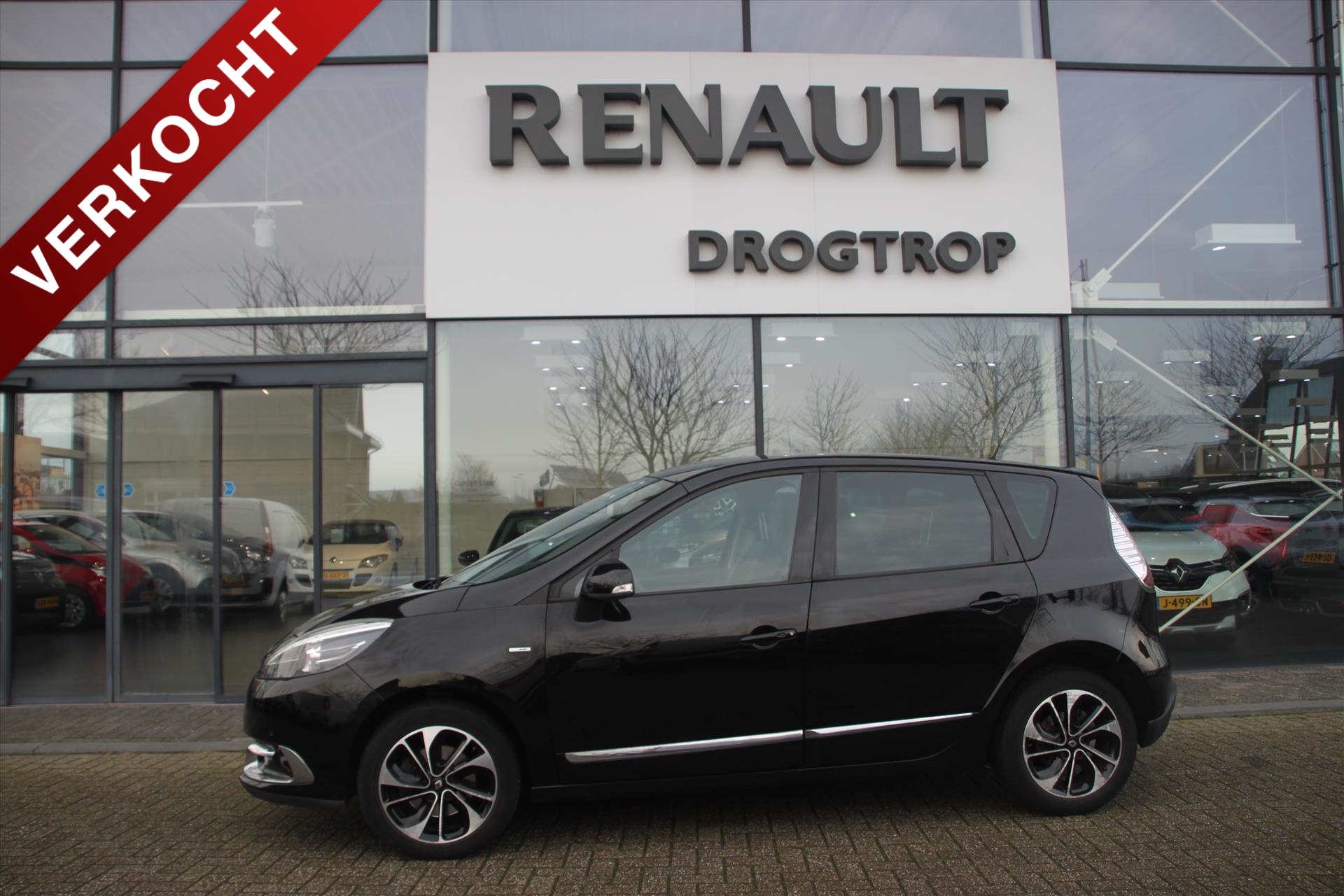 Renault Scenic 115PK-BOSE-151DKM-NAVI-CLIMA-CAMERA-TREKHAAK-