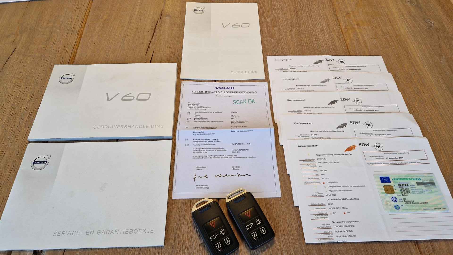 Volvo V60 2.0 D2 Kinetic - 14/28