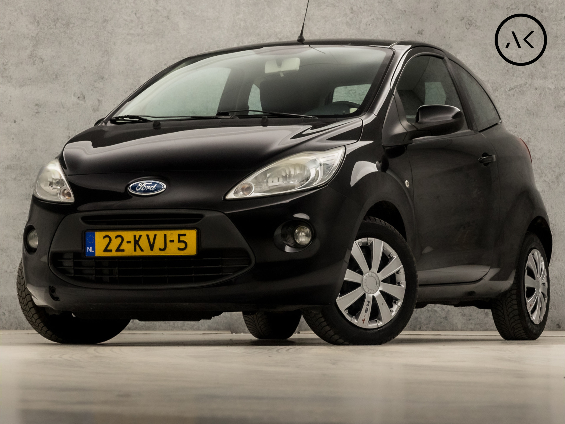 Ford Ka 1.2 Titanium (NAP, RADIO, AIRCO, ELEK PAKKET, SPORTSTOELEN, NIEUWE APK, NIEUWSTAAT)