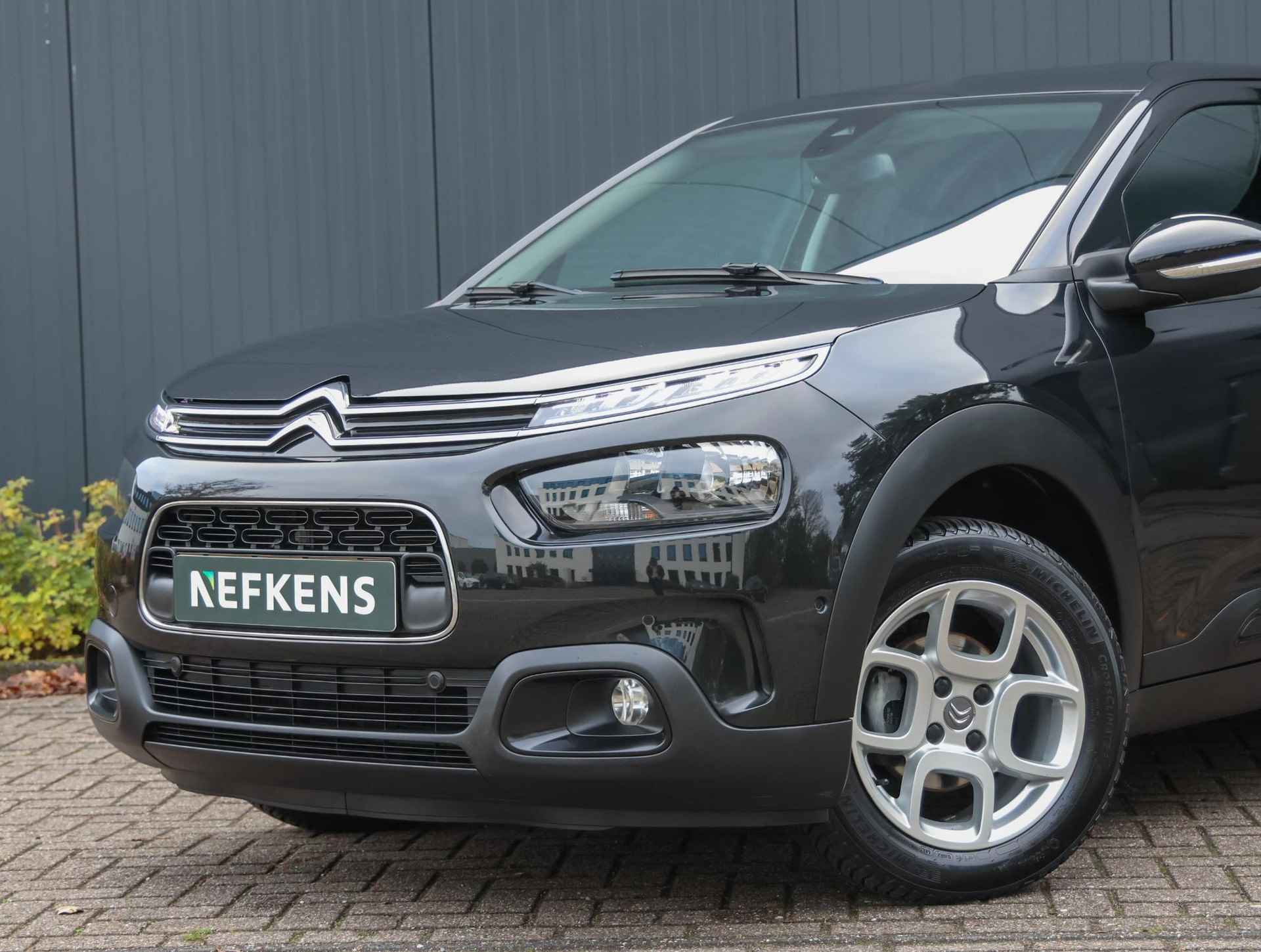 Citroen C4 Cactus 110pk P.T. Business (1ste eig./Camera/Keyless/Half LEER/NAV./Dodehoekdetectie) - 40/42