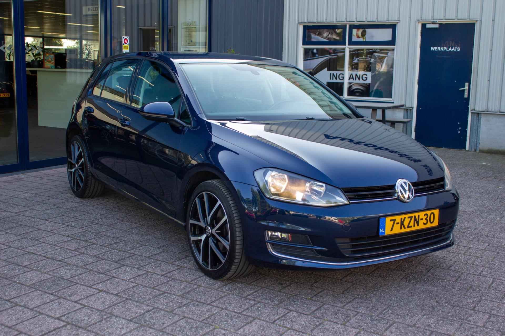 Volkswagen Golf 1.2 TSI DSG Highline | Prijs rijkaar incl. 12 mnd garantie | Navi WInterpakket Trekhaak Massagestoel - 7/55