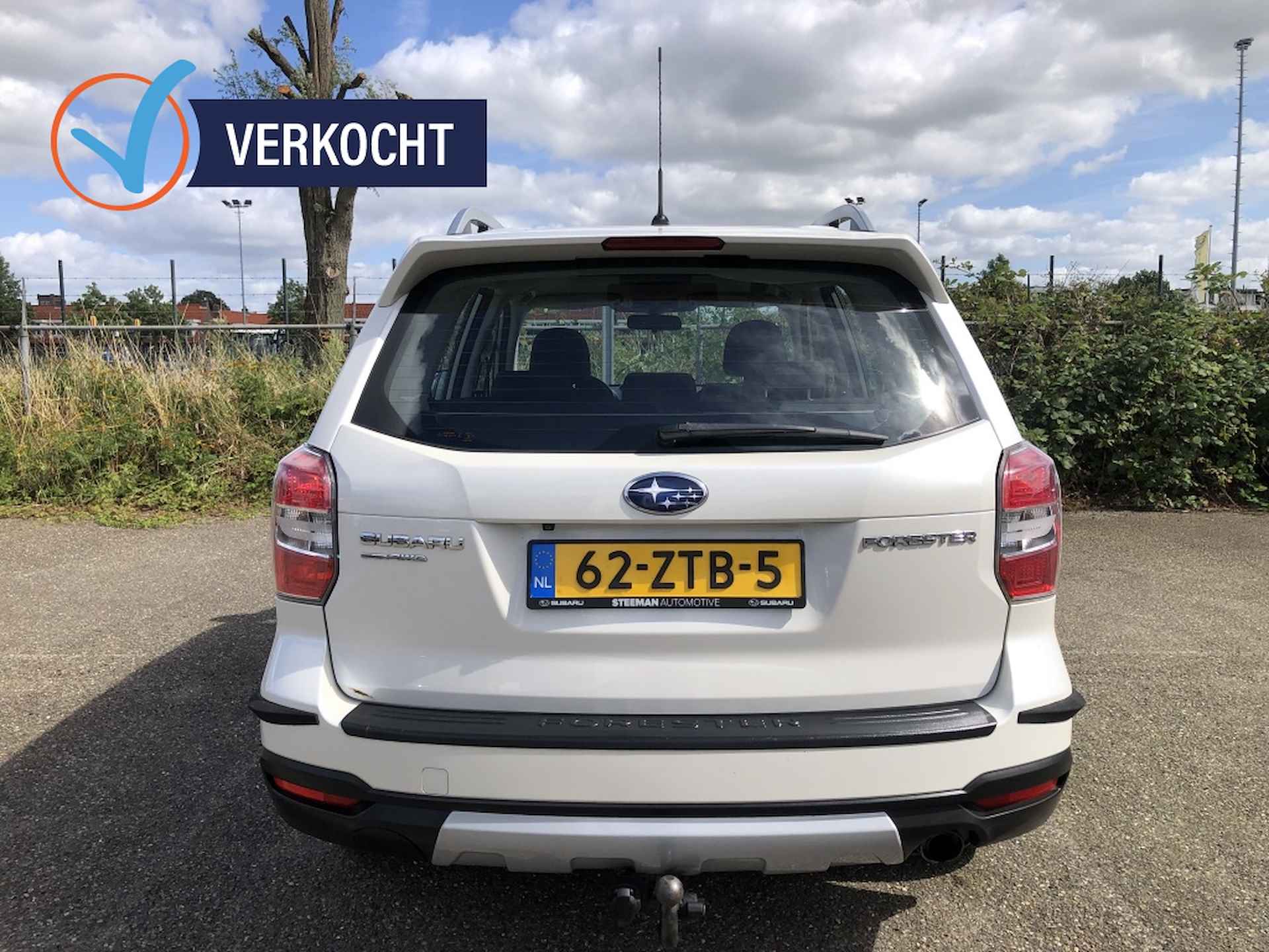 Subaru Forester 2.0 Luxury opendak. applecarplay. trekh. - 4/23